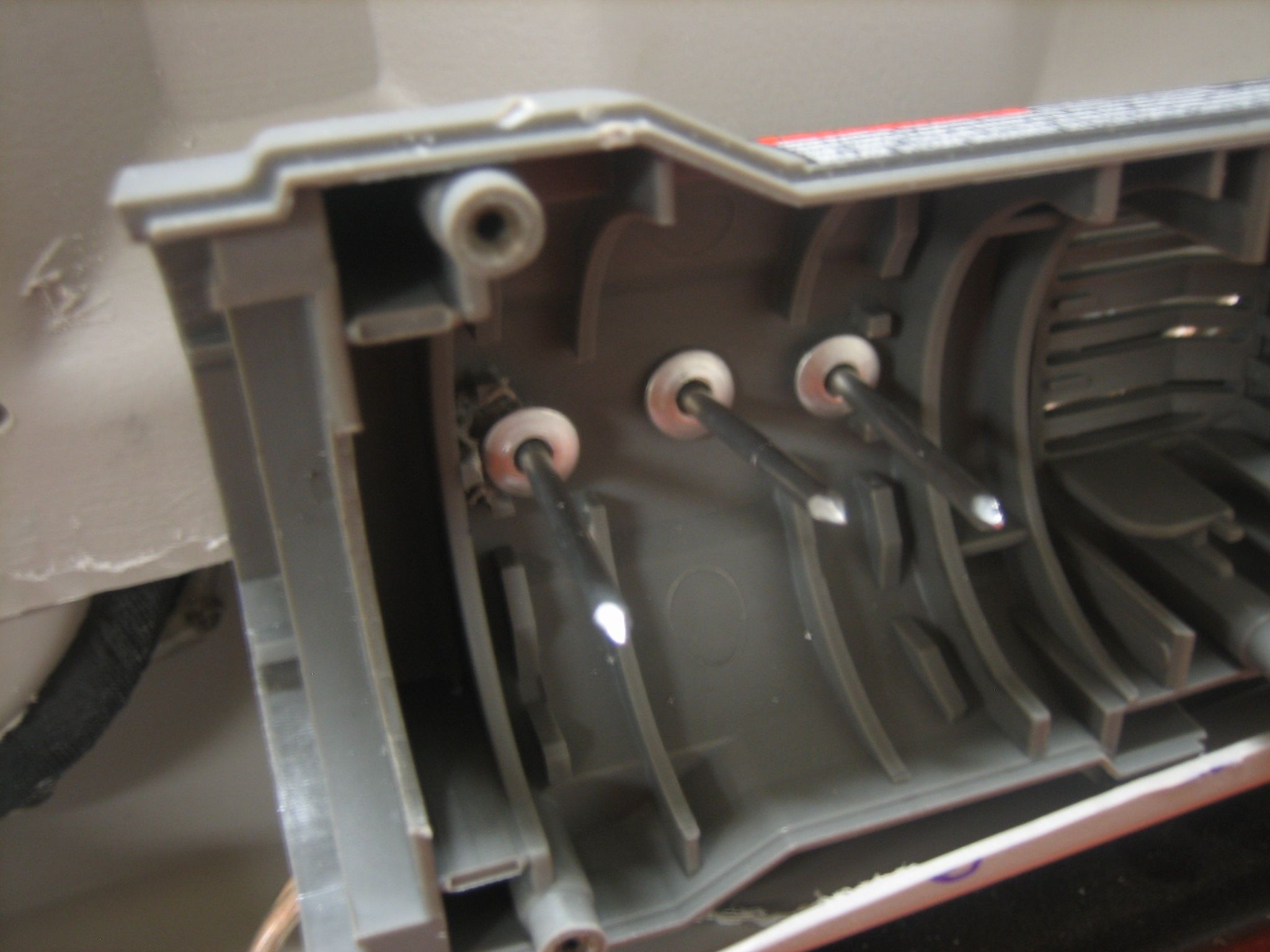 Cooler With Blender, Speaker & More 12 Steps (with Pictures