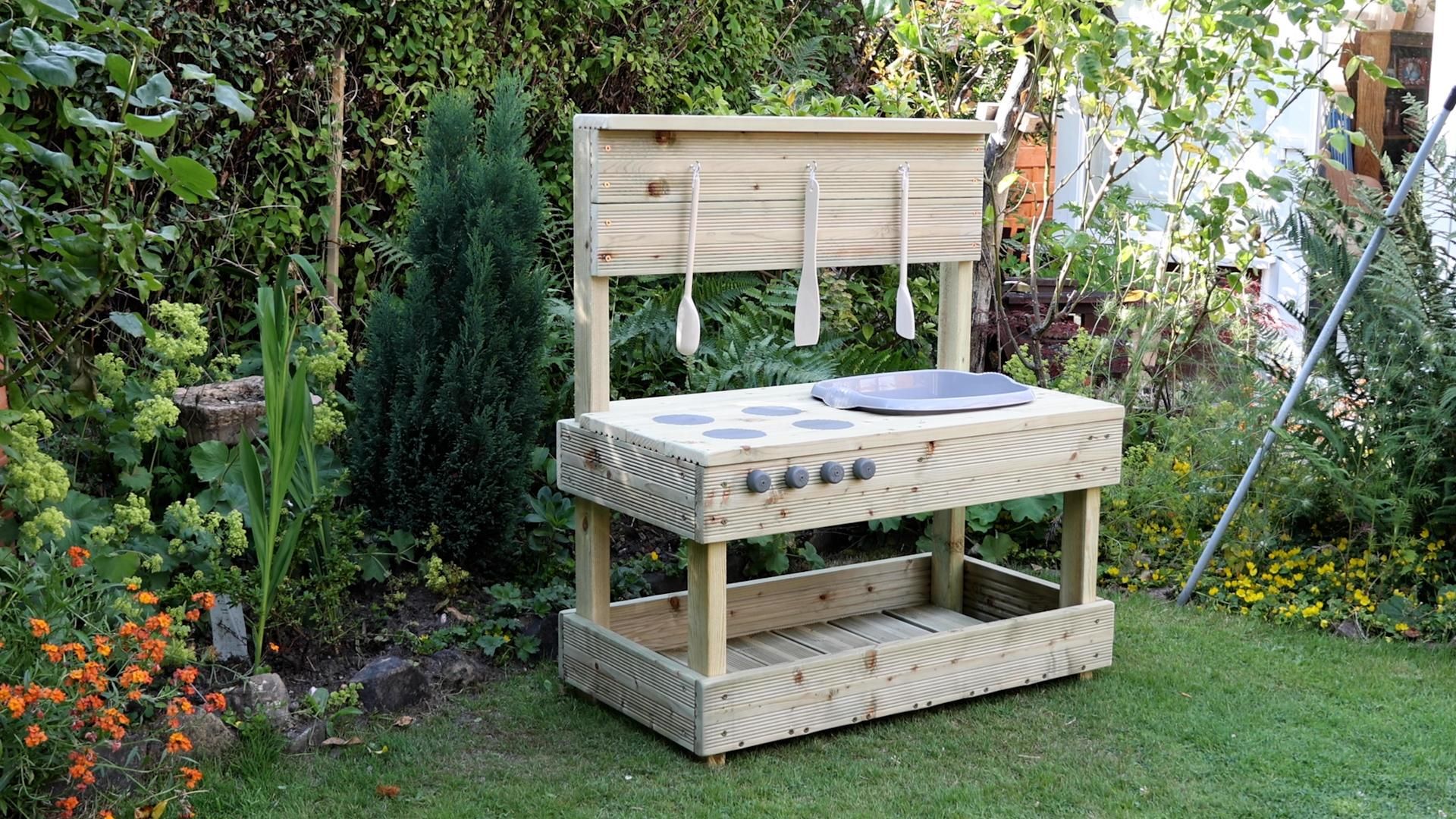 Kids Outdoor Mud Kitchen : 4 Steps (with Pictures) - Instructables