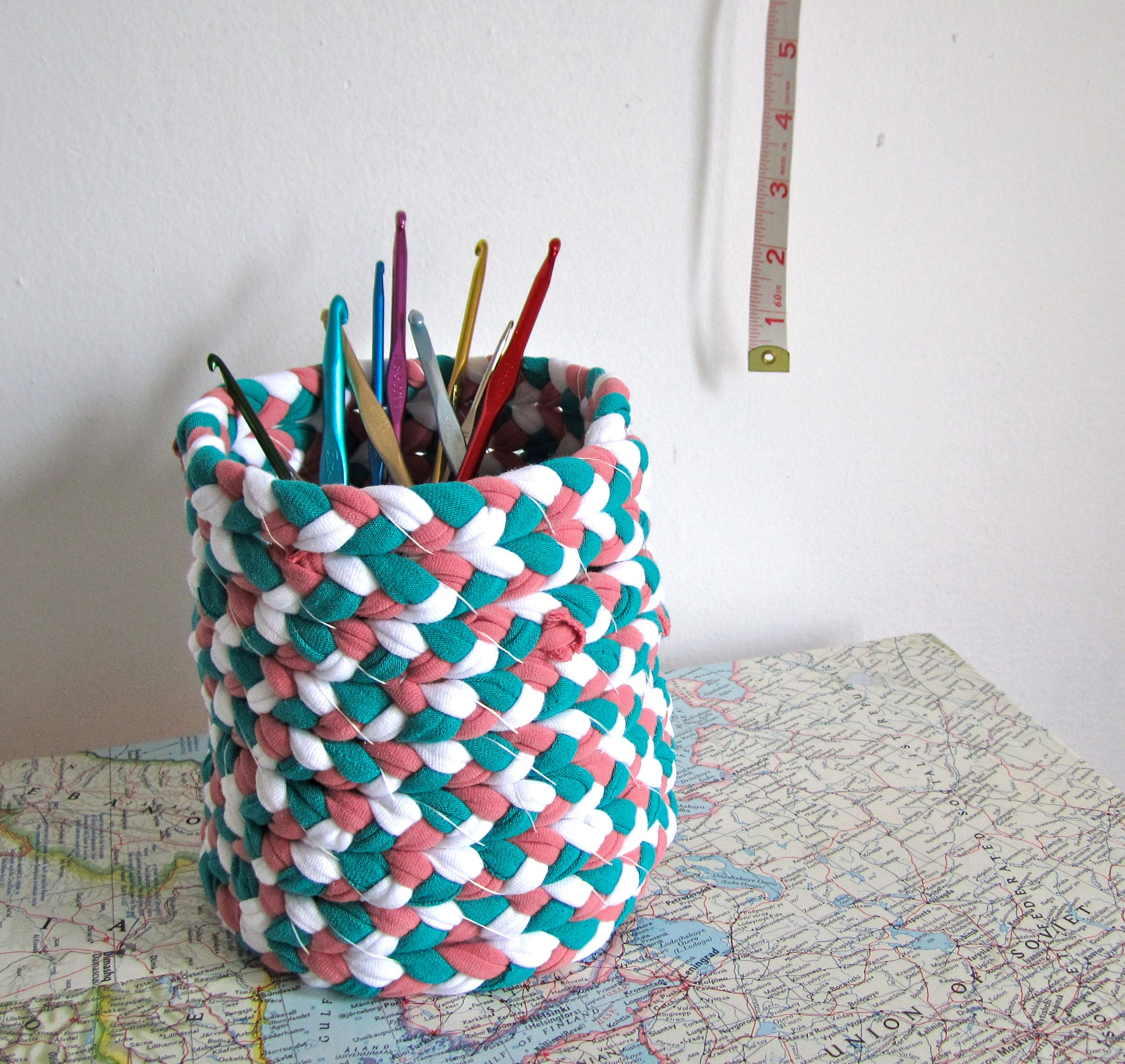 Braided Tshirt Yarn Basket 7 Steps (with Pictures) Instructables