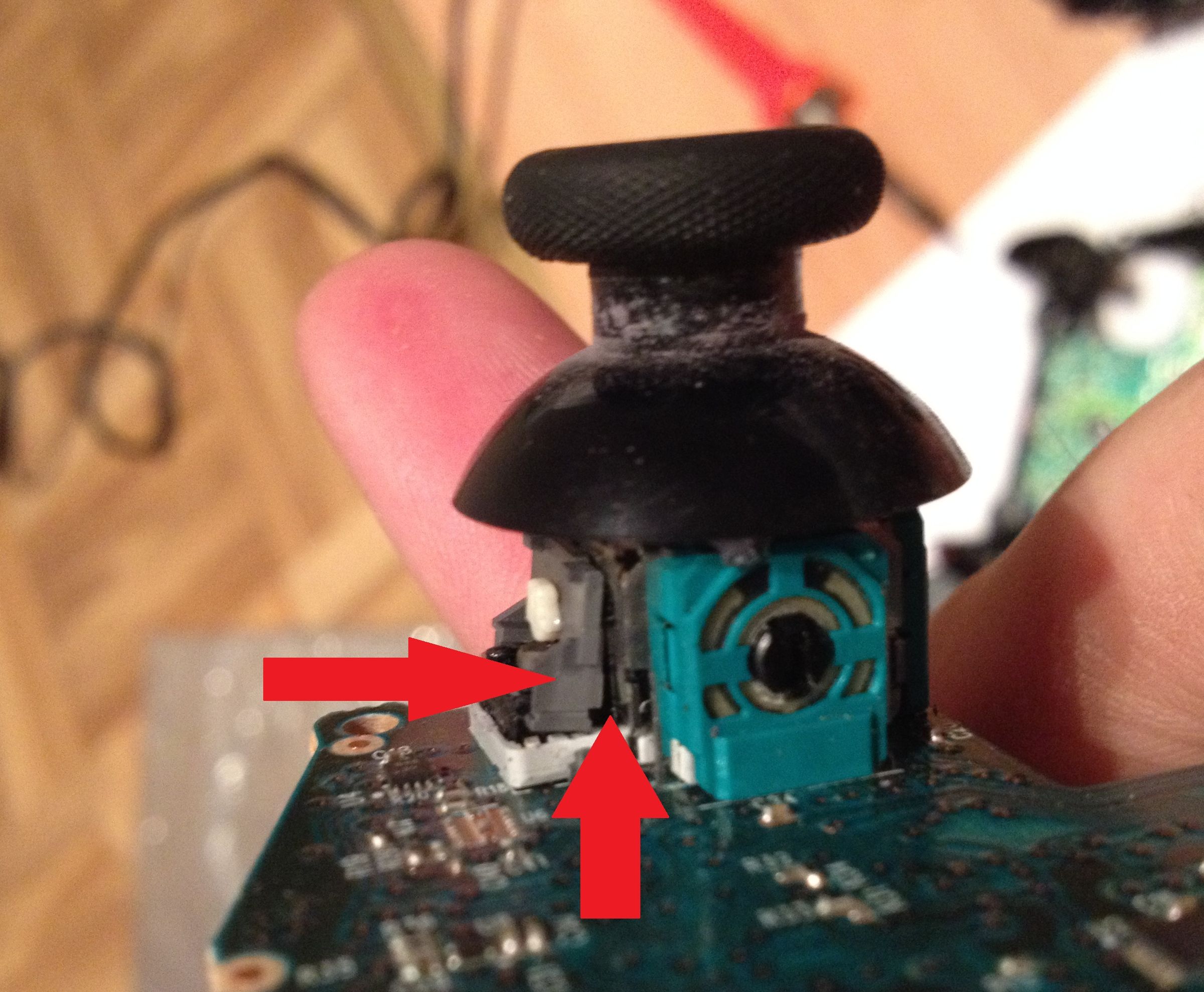 Xbox One Controller Thumbstick Fix Without Replacing the Module 4