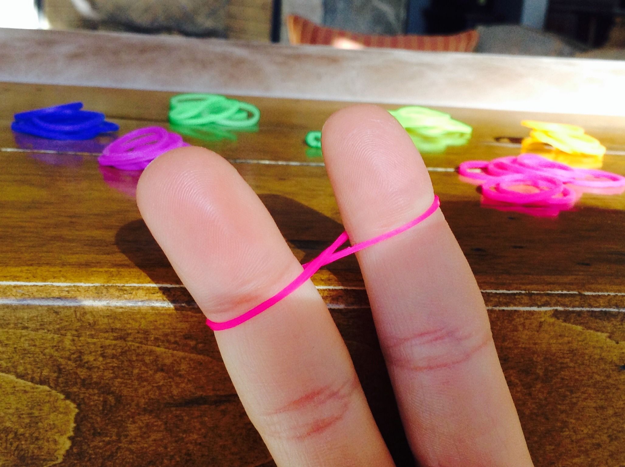 Rainbow Loom Fishtail on Your Fingers 6 Steps (with Pictures