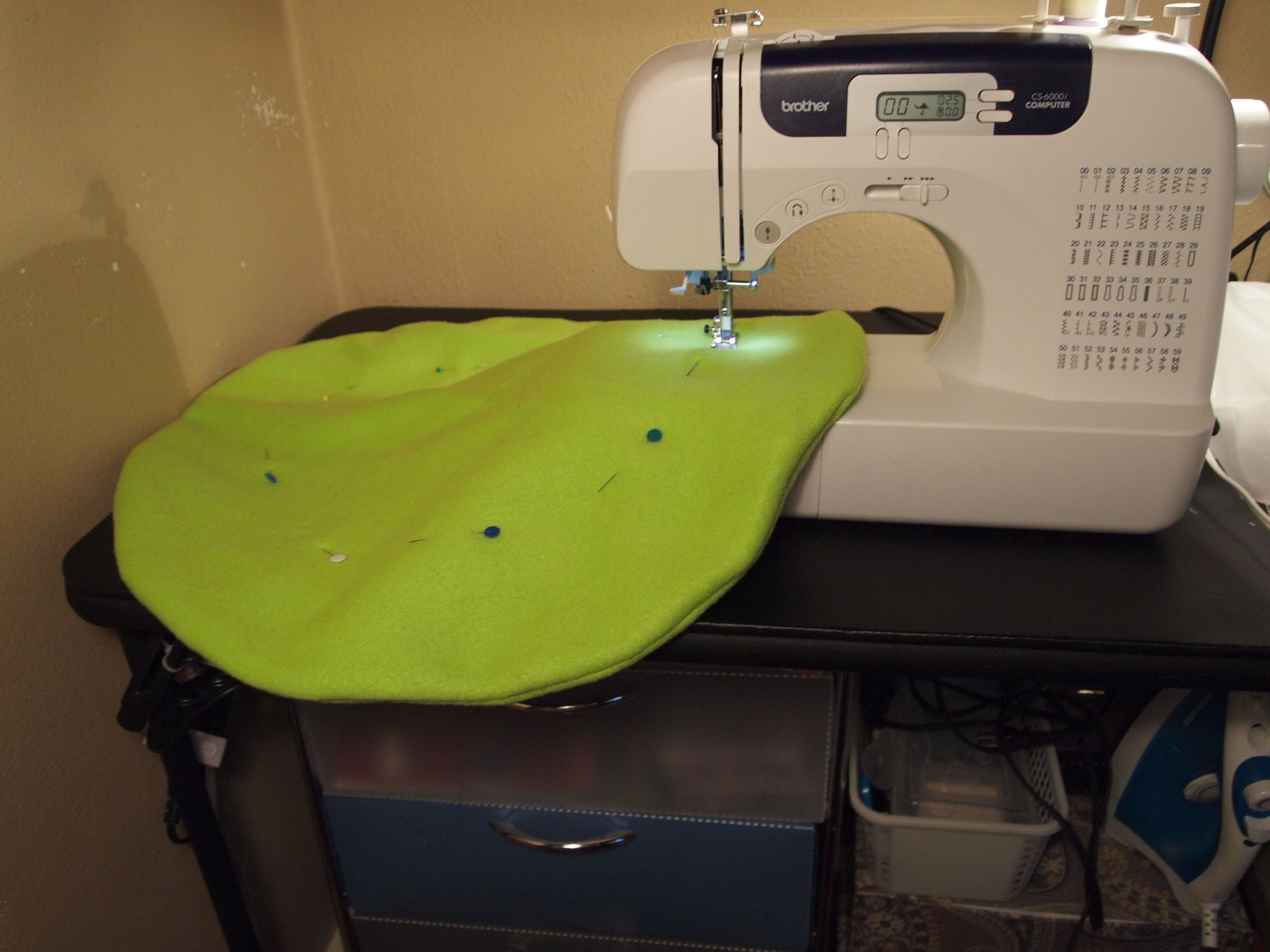 How to Sew a Round Cat Bed & Bolster Pillow 6 Steps (with Pictures