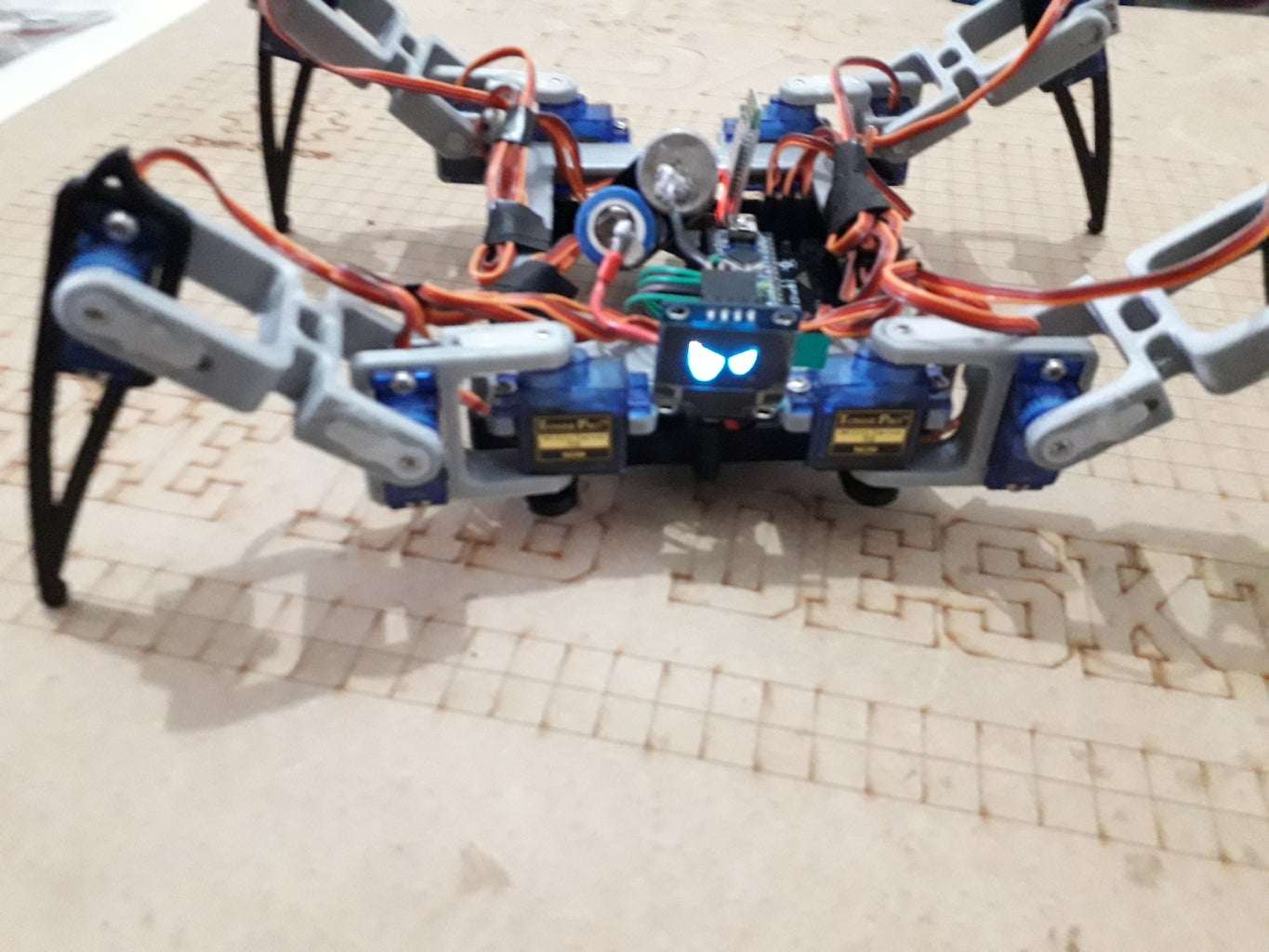 ARDUINO SPIDER ROBOT (QUADRUPED) : 7 Steps - Instructables