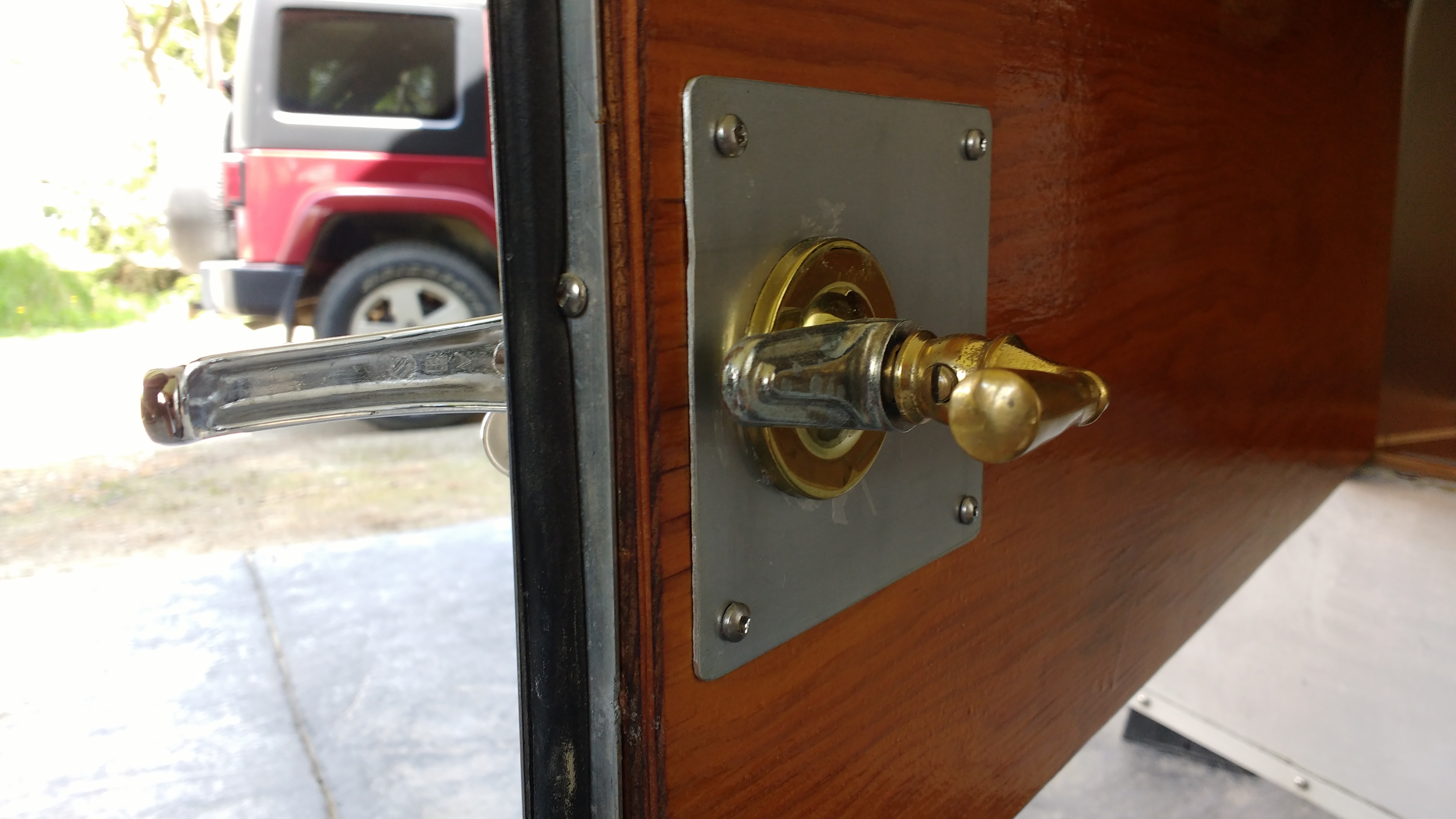 How to Steampunk a Teardrop Camping Trailer (Part 2) 9 Steps (with