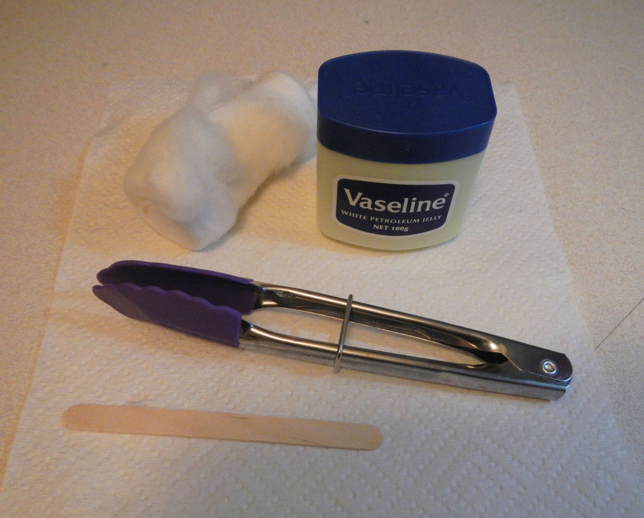 Cotton Wool Ball and Petroleum Jelly Firestarters 4 Steps (with