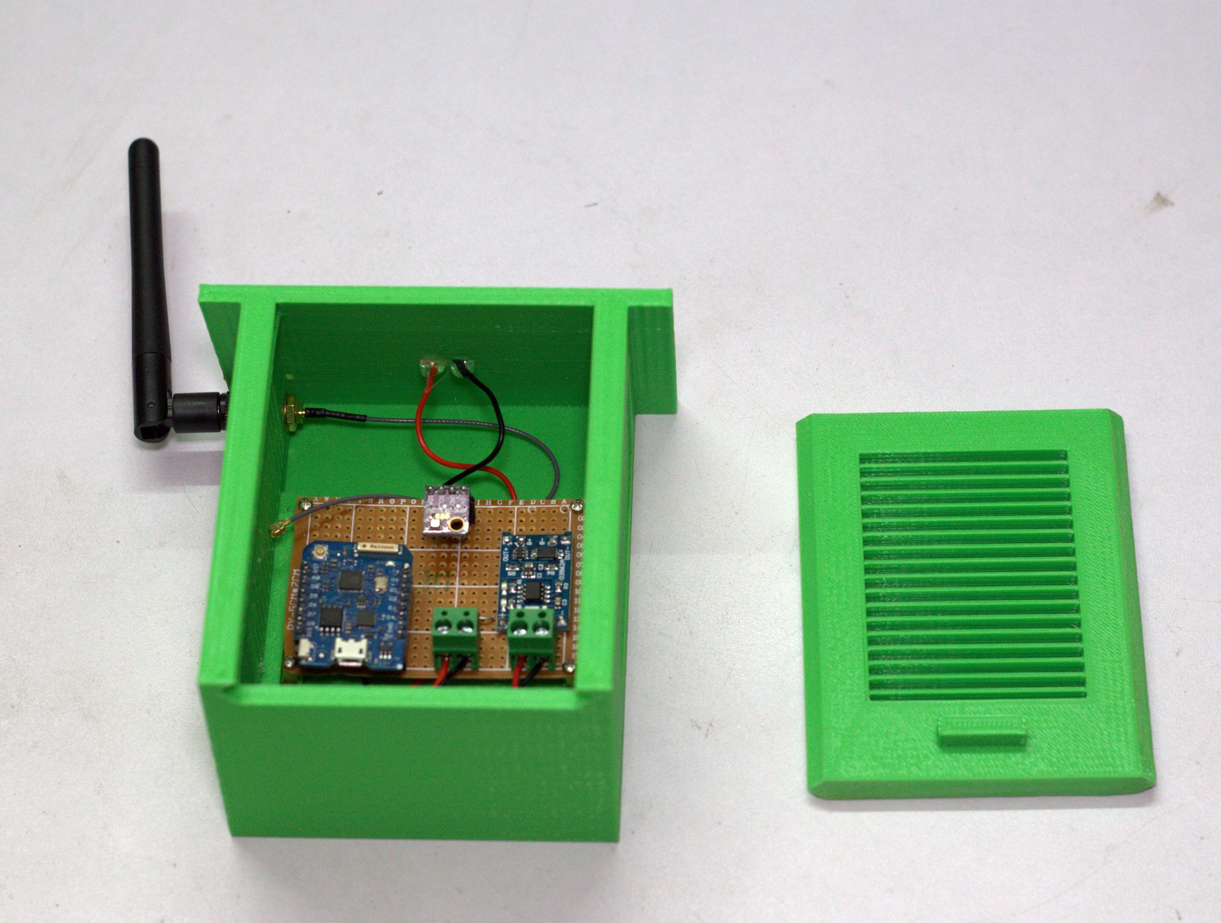 Solar Powered WiFi Weather Station V1.0 19 Steps (with Pictures