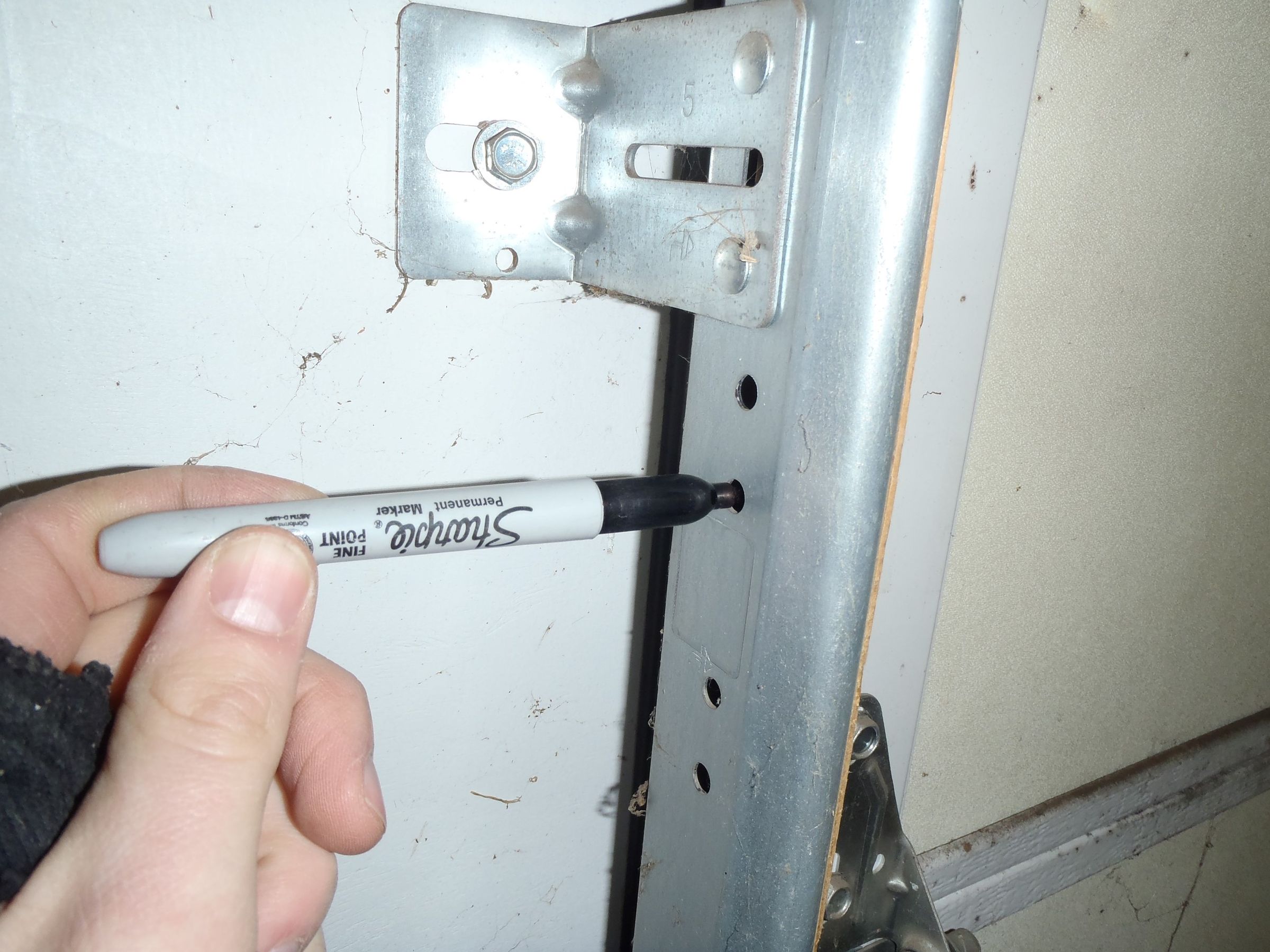 Manual Garage Door Lock 6 Steps Instructables