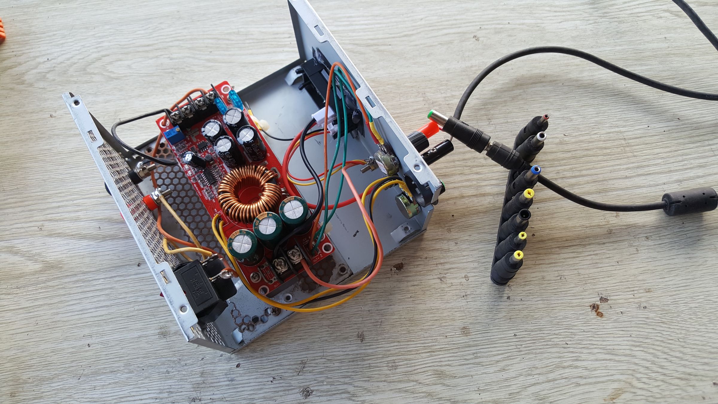 DIY Laptop Power Bank Instructables