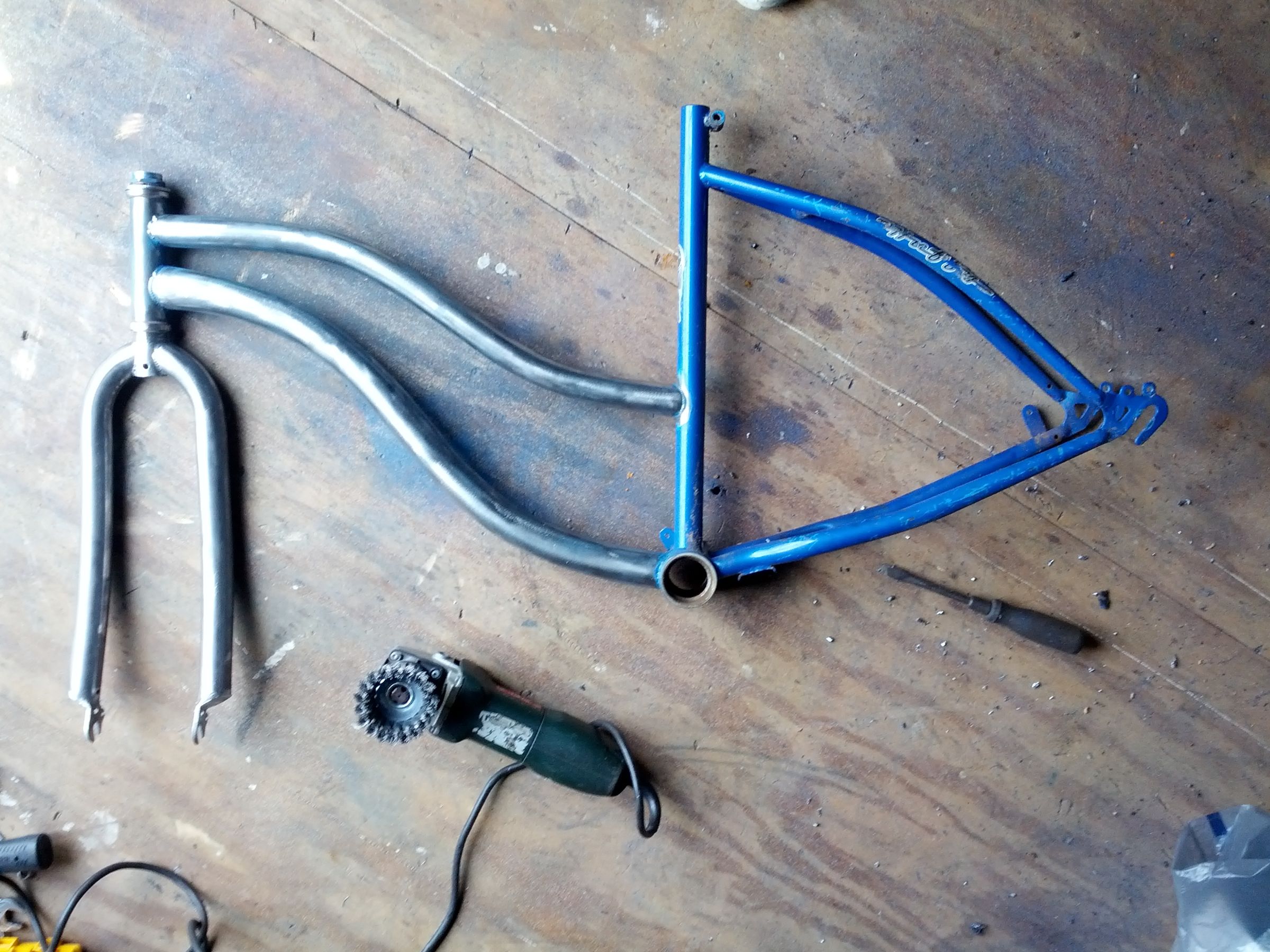 stripping bike frame