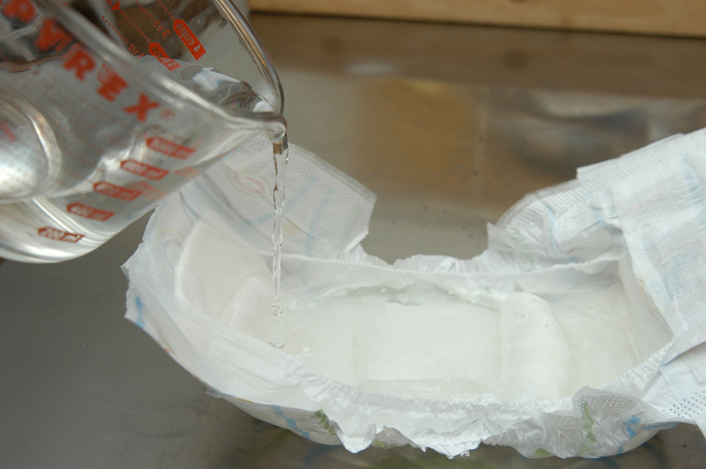 Make a Great Heat Pack for a Quarter. 6 Steps Instructables