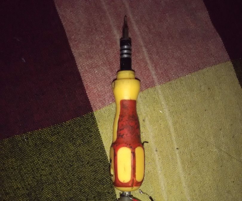 cheap motor-operated screw driver DIY Project DIY Project Image