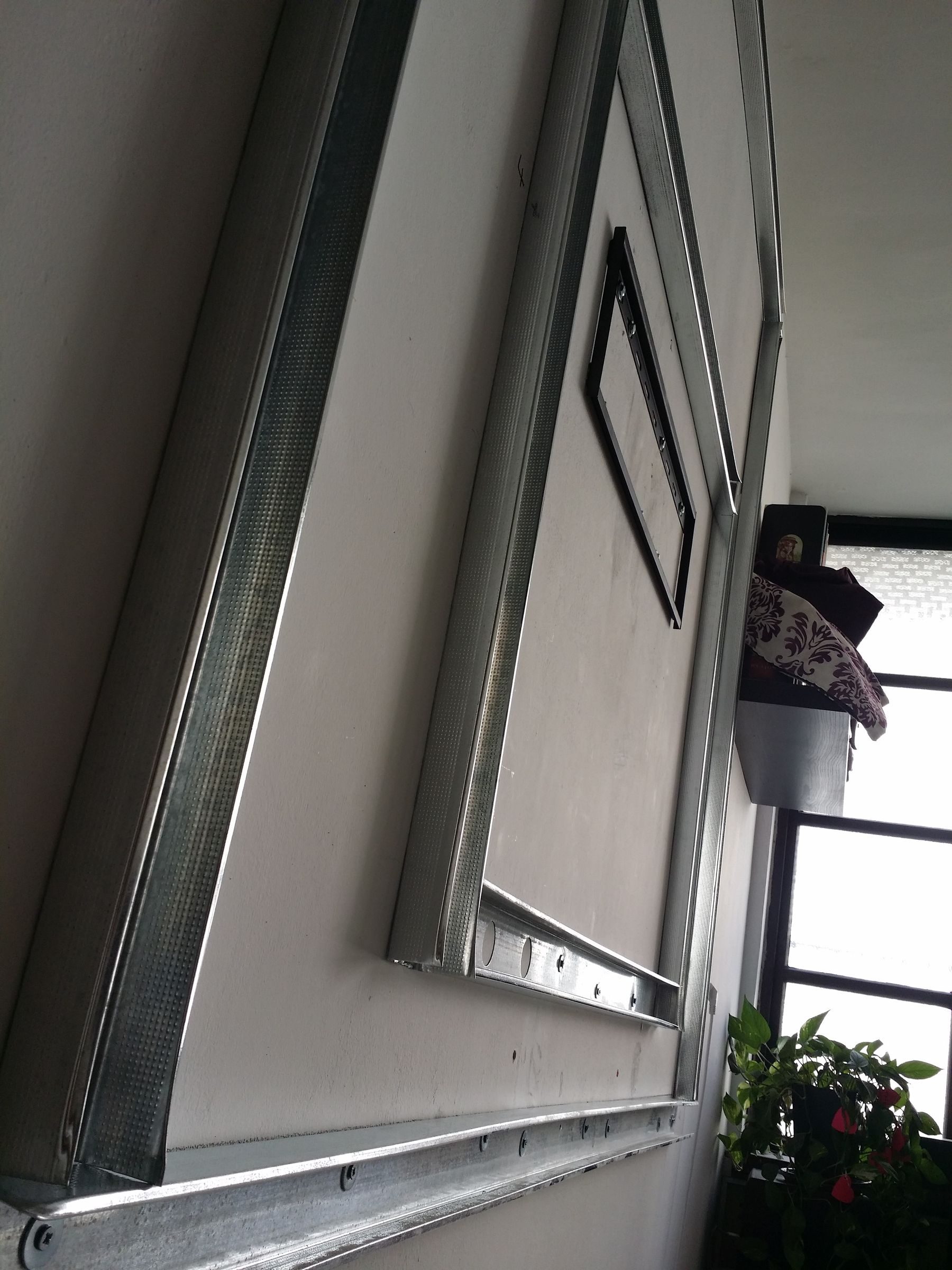 Drywall TV Niche : 17 Steps (with Pictures) - Instructables