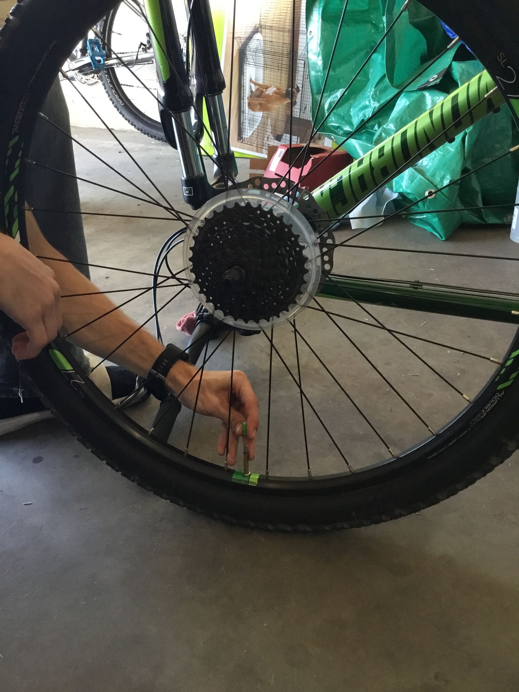 How to Change an Inner Tube With Presta Valve 12 Steps Instructables