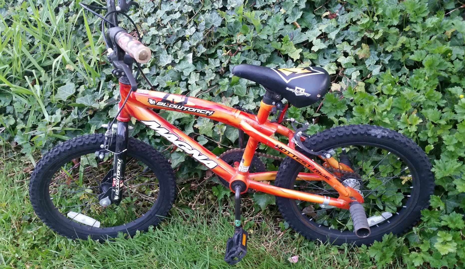 Duct Tape Bicycle Makeover 4 Steps (with Pictures) Instructables