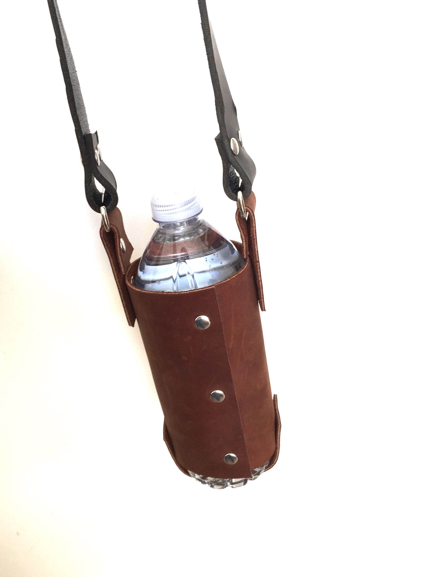 How to Make a Leather Water Bottle Holder / Holster 5 Steps (with