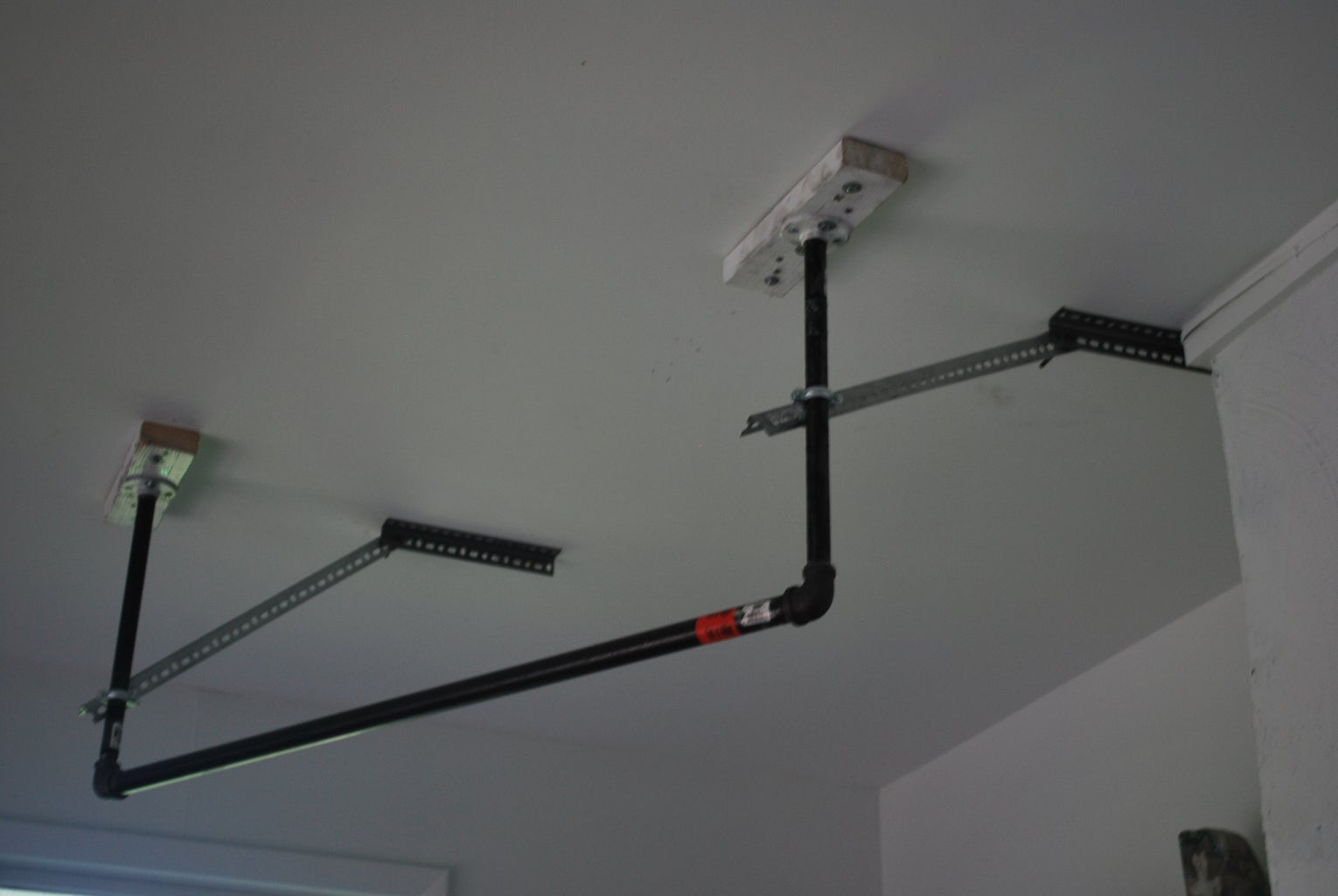 Garage Pull Up Bar 6 Steps Instructables Garage Pull Up Bar 6 Steps, Diy Pull Up Bar Garage Ceiling