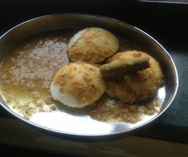 The Amazingly Delicious Idli Sambar