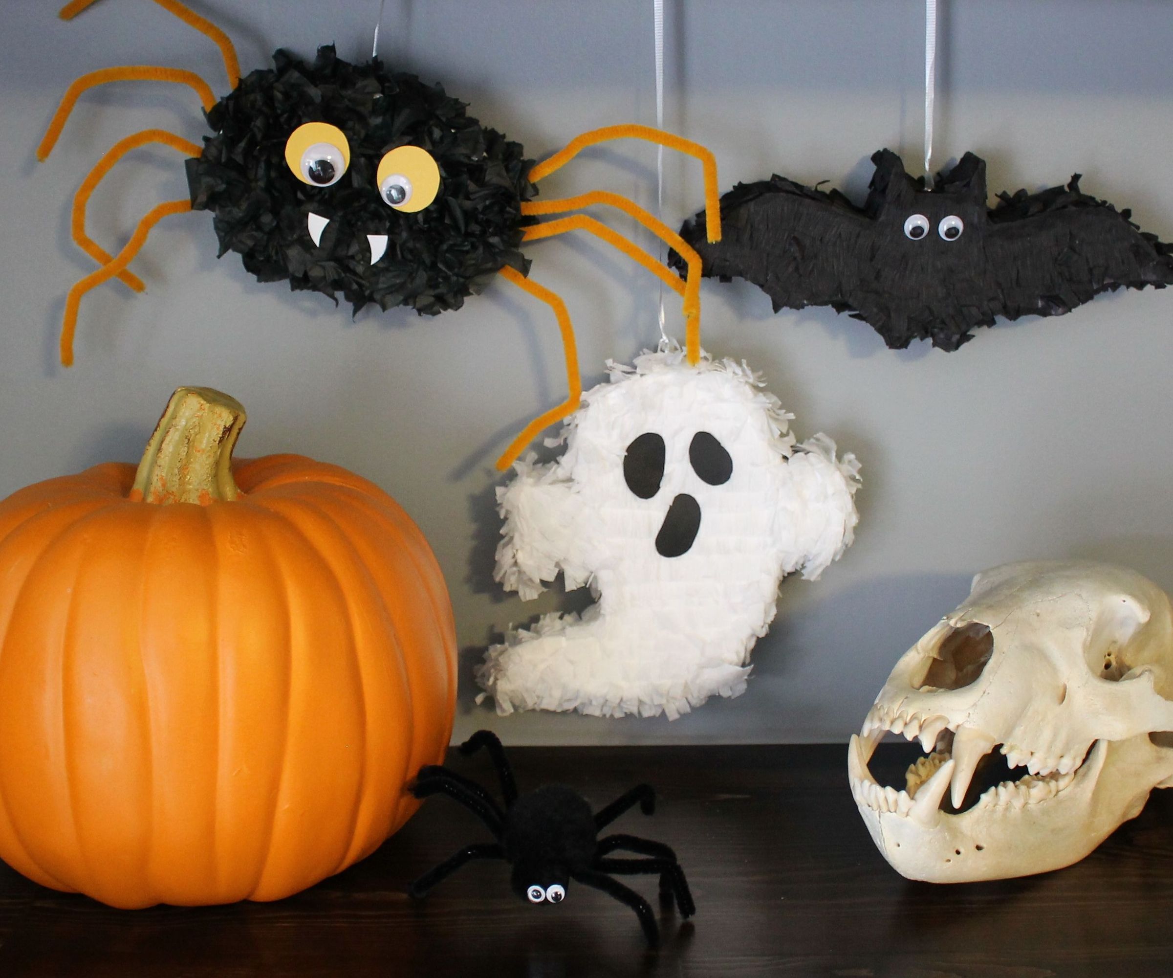 Mini Halloween Piñatas 