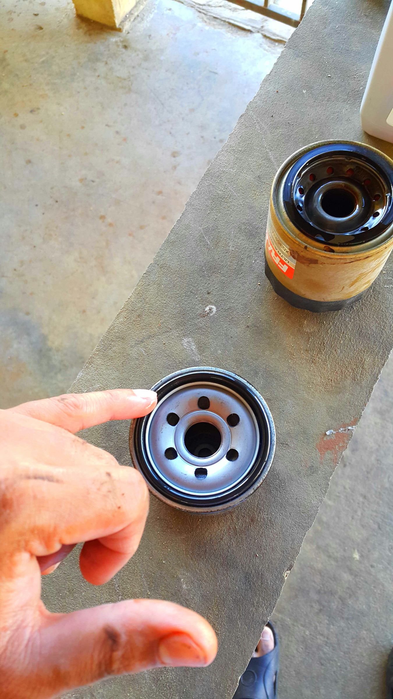 Changing Engine Oil and Filter! Honda Civic 1999 D15B Engine. 5