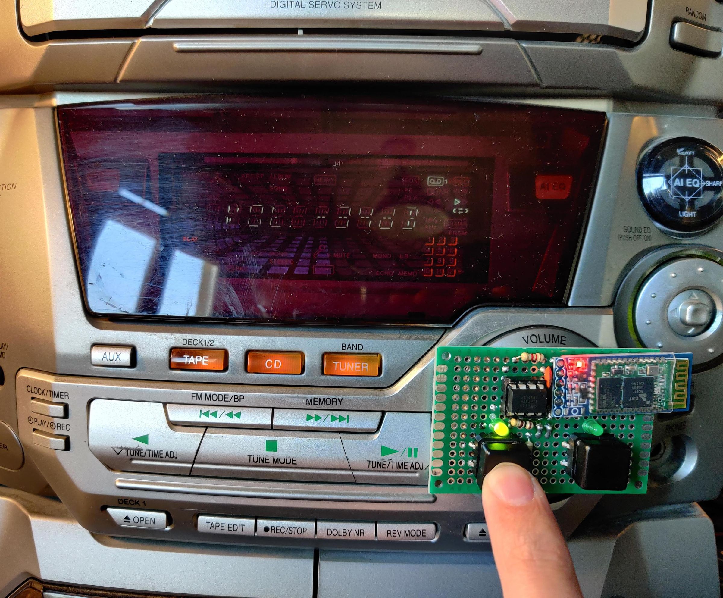 Custom Volume Control for an Old Stereo System, With Buttons and Bluetooth