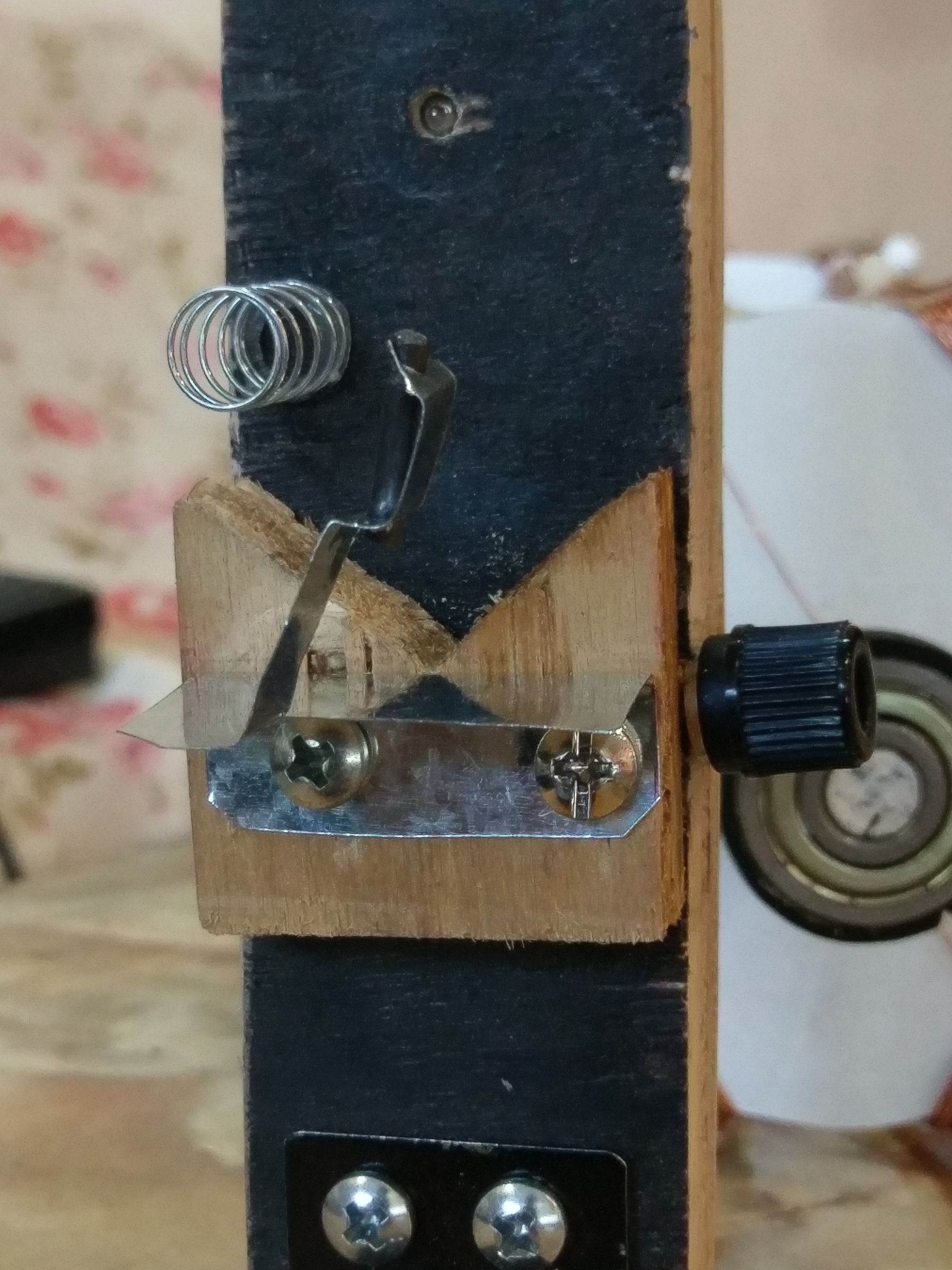 Make an Electric Motor 10 Steps (with Pictures) Instructables