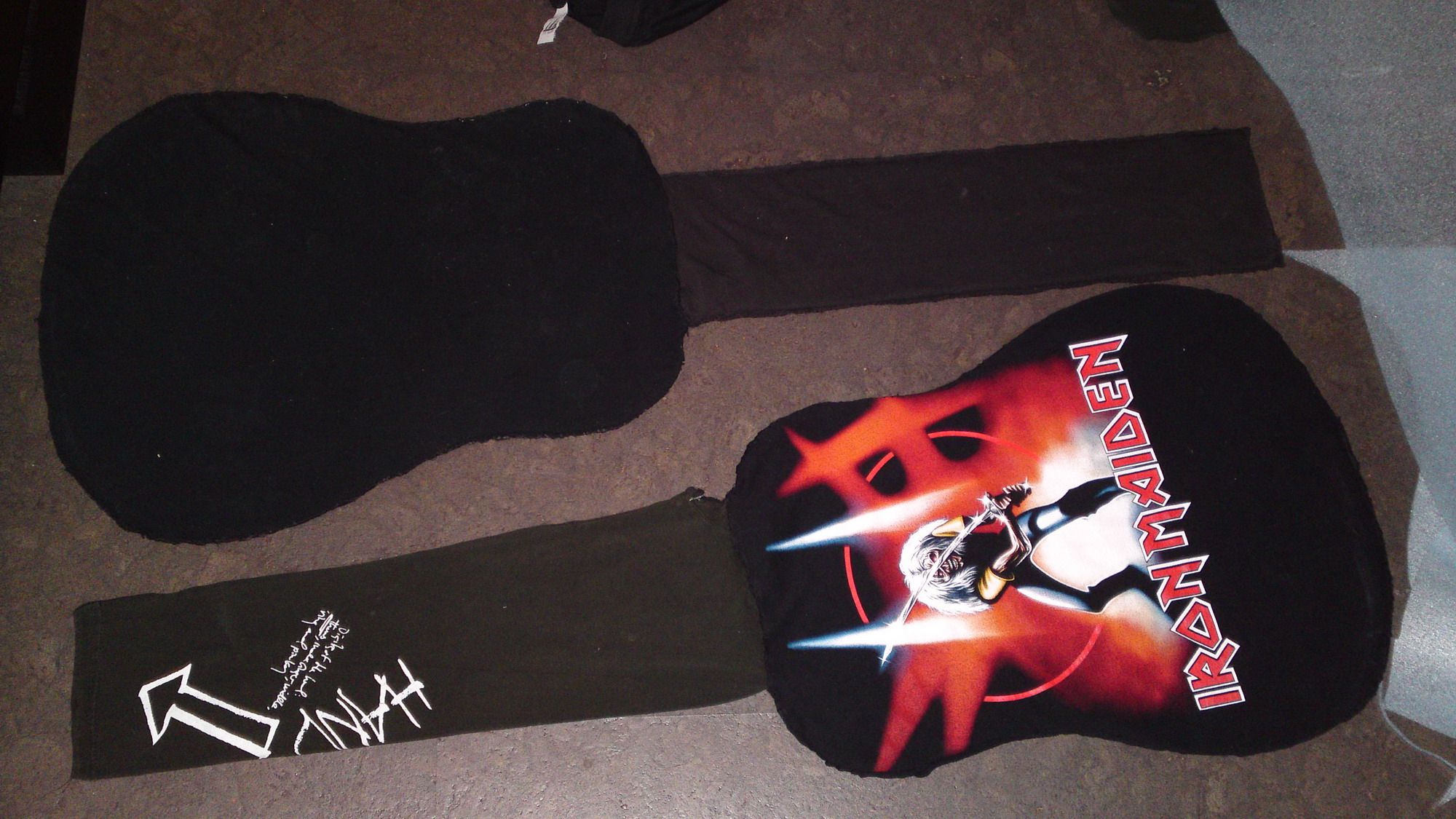 How to Make a Cheap & Ecofriendly Guitar Case. 7 Steps Instructables