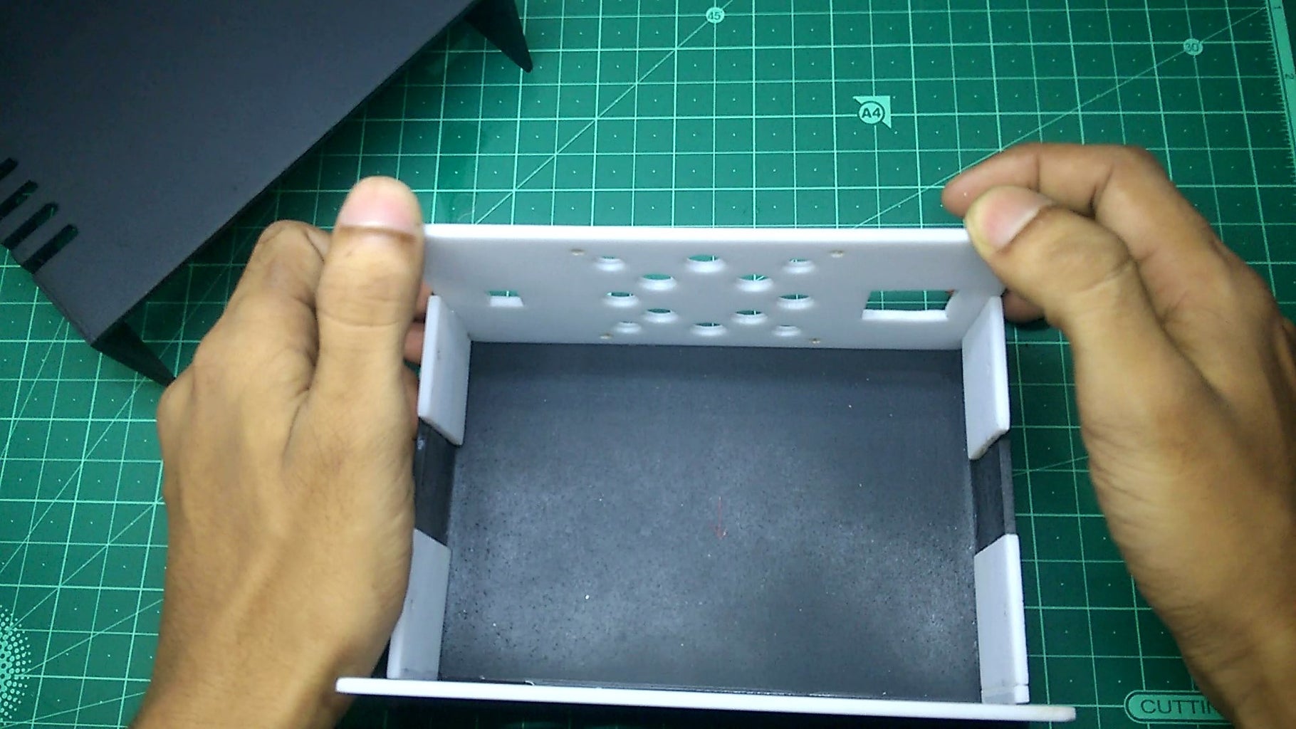 DIY Variable Power Supply With Adjustable Voltage and Current : 14 ... Circuit Diagram