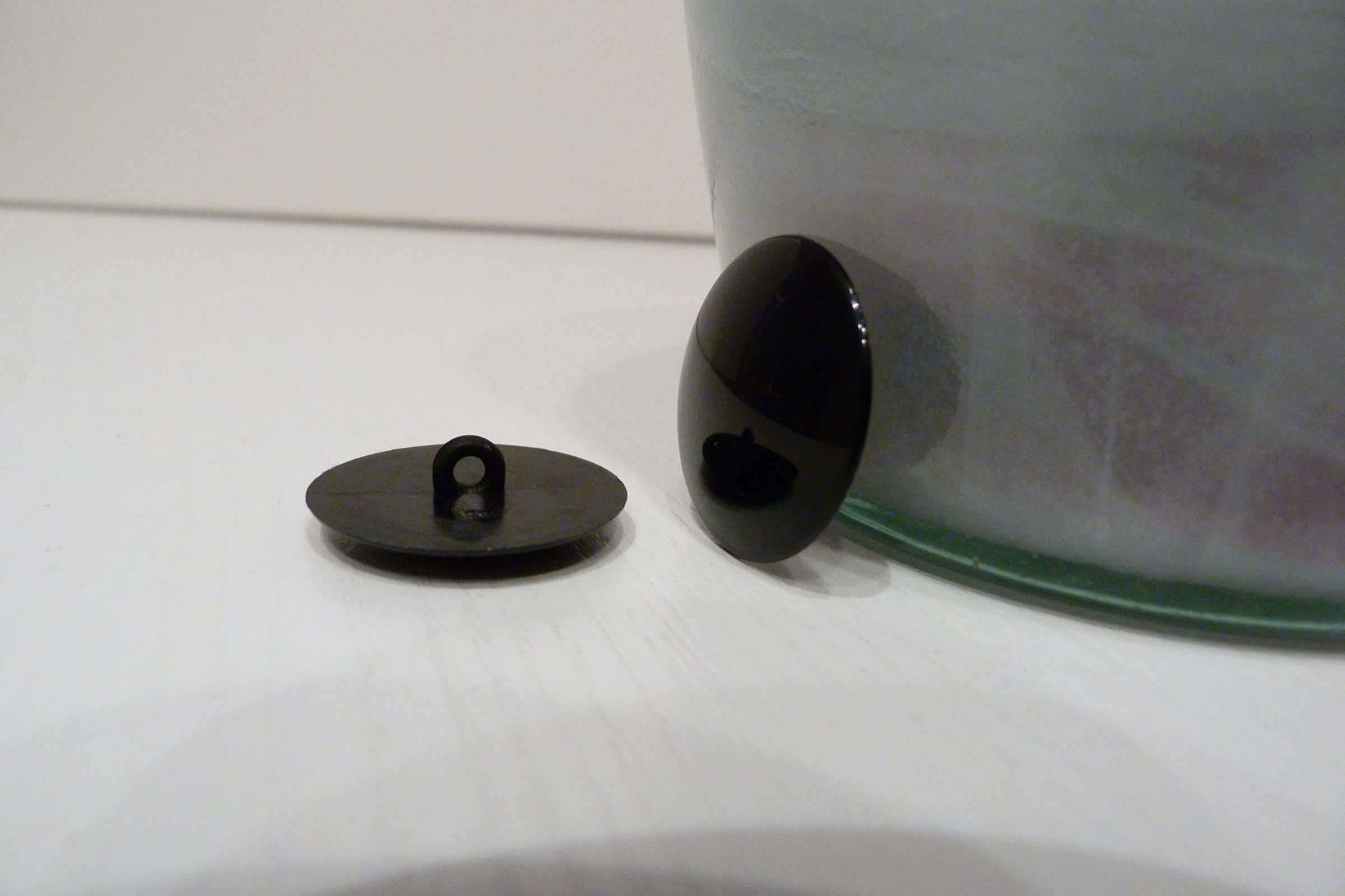 Red Chesterfield Headboard 9 Steps (with Pictures) Instructables