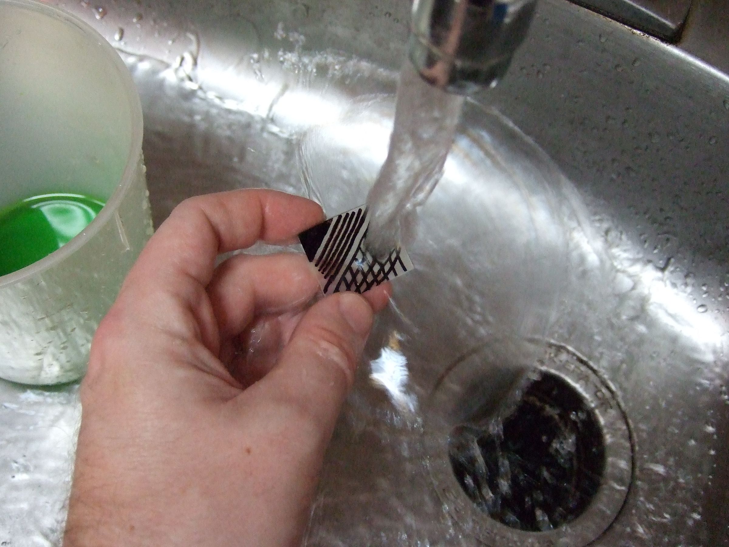 Stop Using Ferric Chloride Etchant! (A Better Etching Solution.) 6