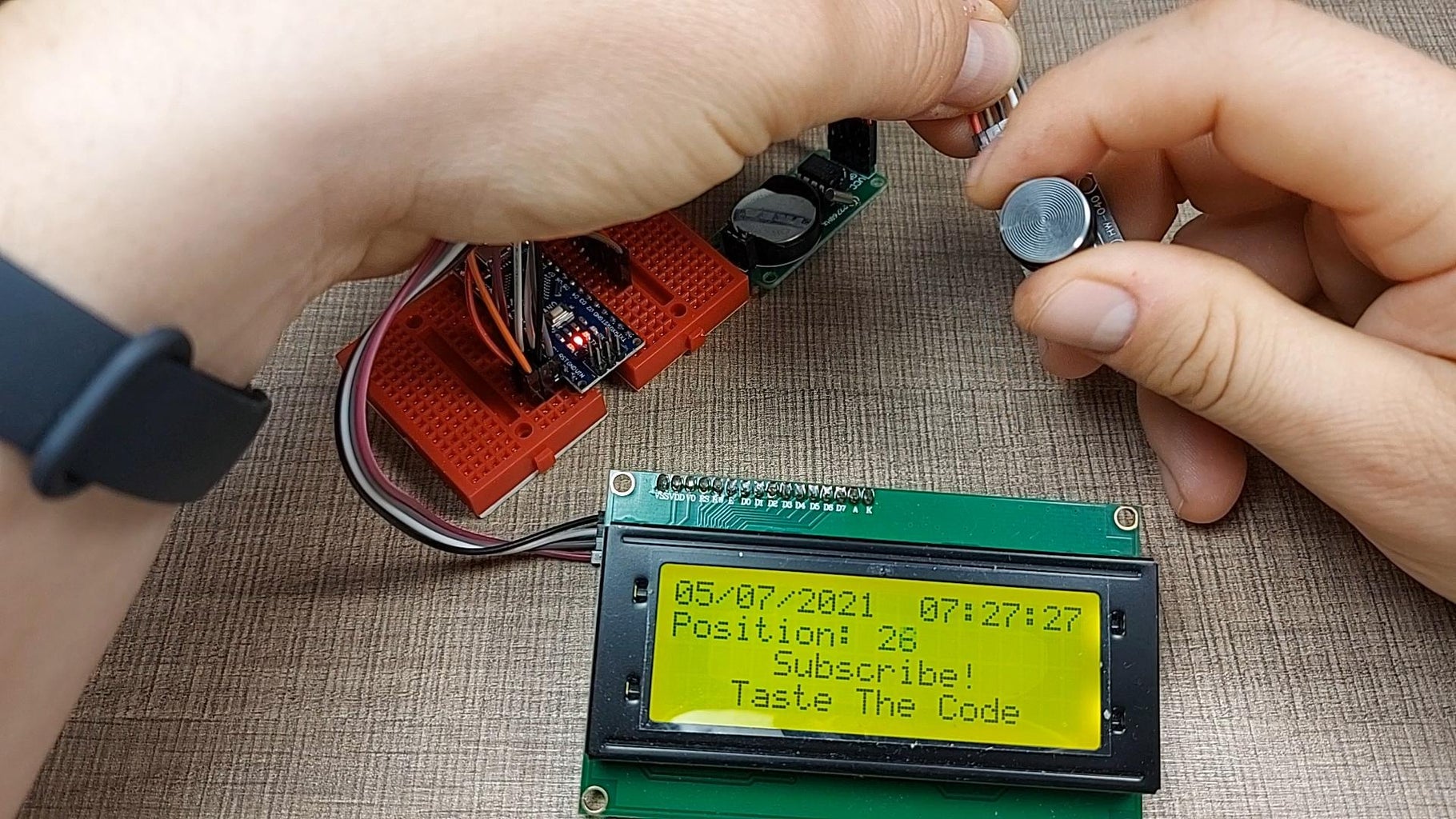 How to Use Rotary Encoders and Interrupts With Your Arduino Projects ...