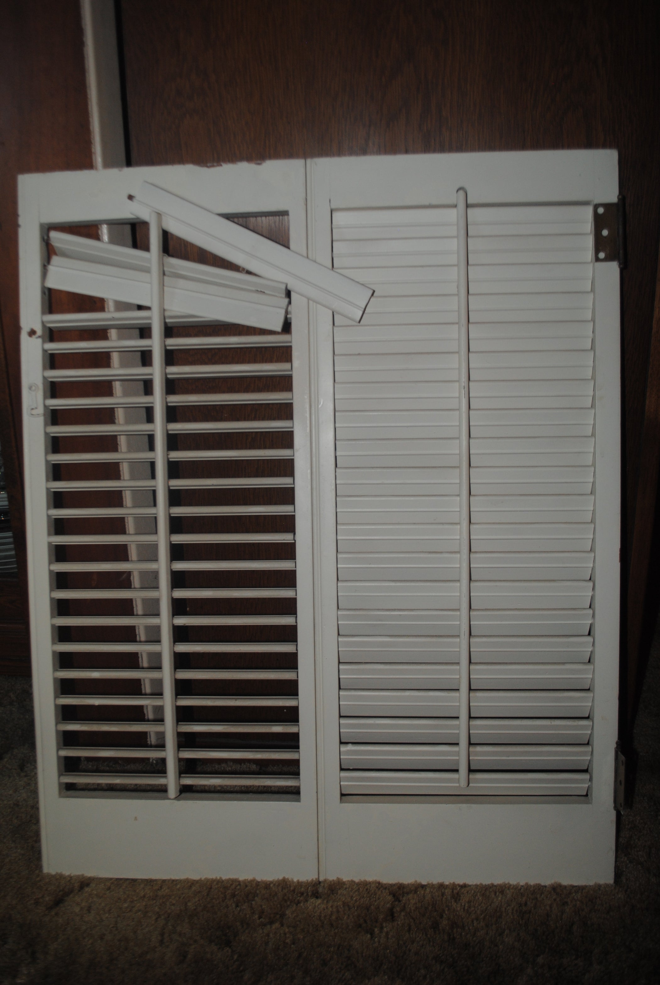 How to Repair Broken Slats on Louvre Shutters 3 Steps (with Pictures