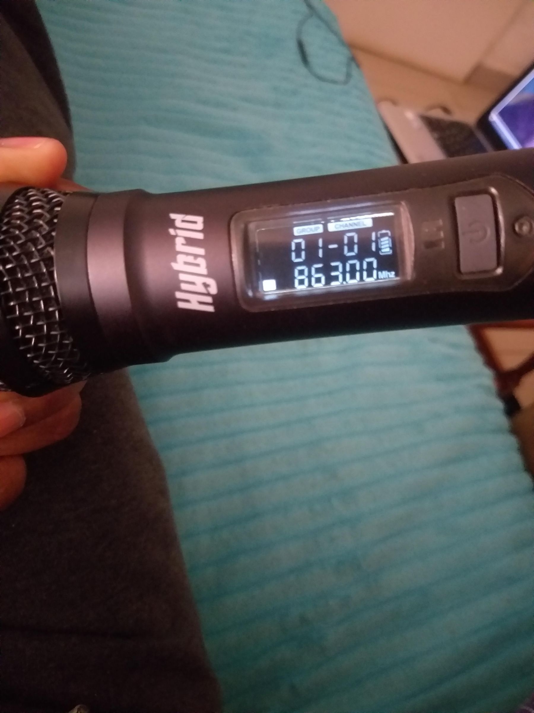 Problems With Wireless Microphones and How to Fix Them 9 Steps