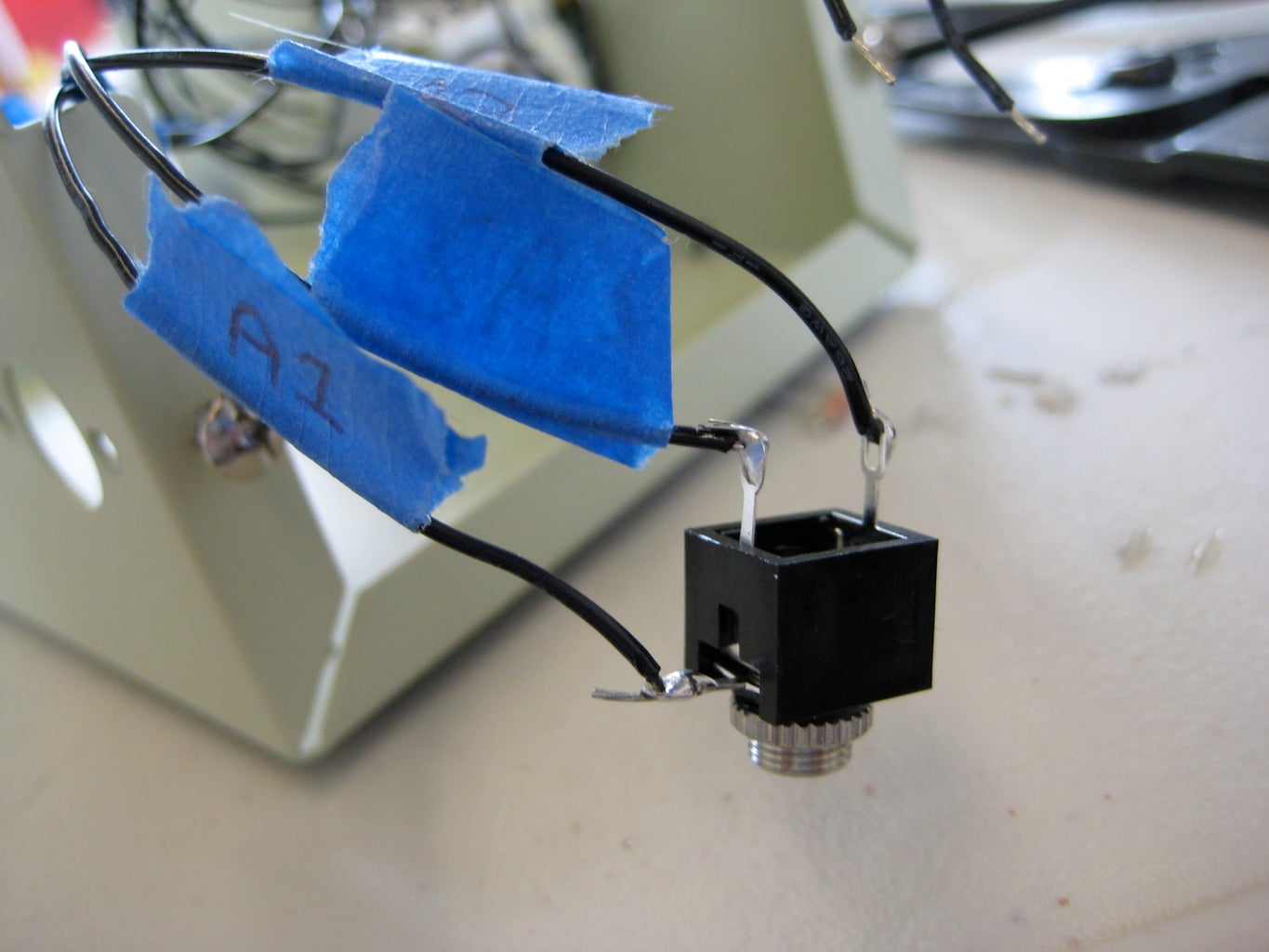 DIY Audio Switch : 9 Steps (with Pictures) Circuit Diagram