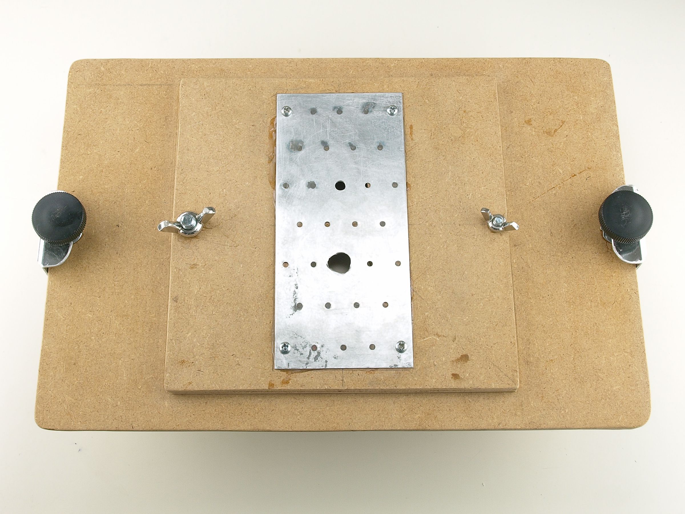 Tripod Laptop Stand 8 Steps (with Pictures) Instructables