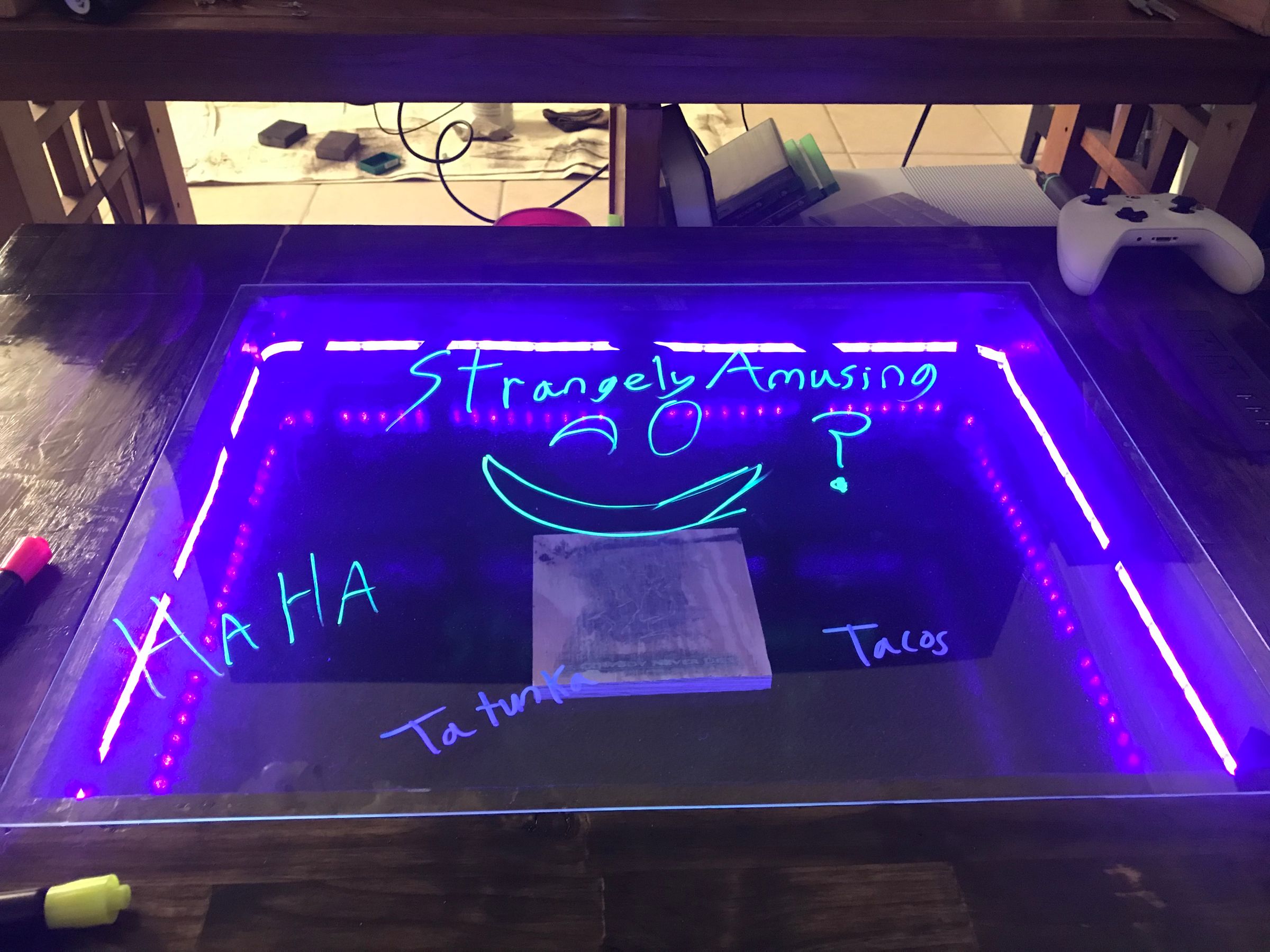 Lightboard Coffee Table and Art Display 12 Steps (with Pictures