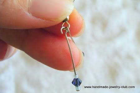 How to Make Earrings Using Headpins : 6 