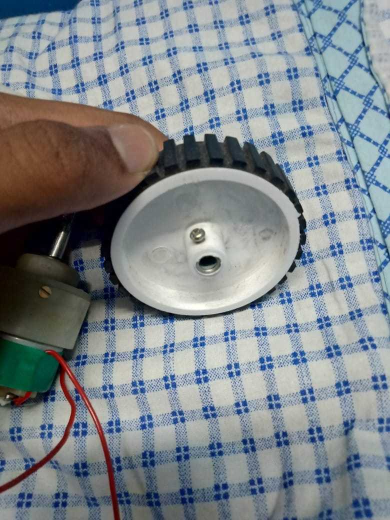 Line Follower Bot (Using IR Sensor Array) : 4 Steps - Instructables