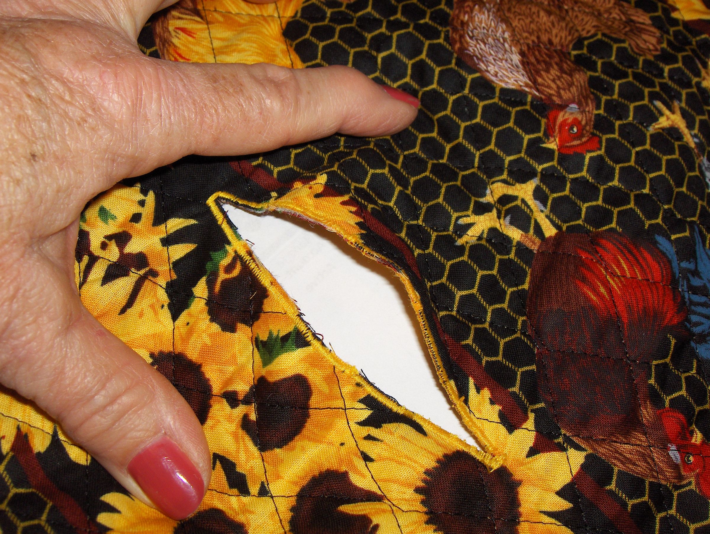 Making a 'Tea Cosy' 10 Steps (with Pictures) Instructables