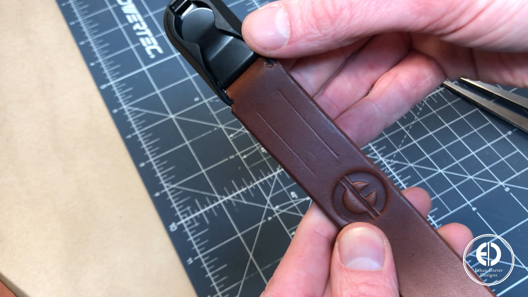 How to Make a Leather Camera Strap W/ Useful Accessories! : 10 Steps