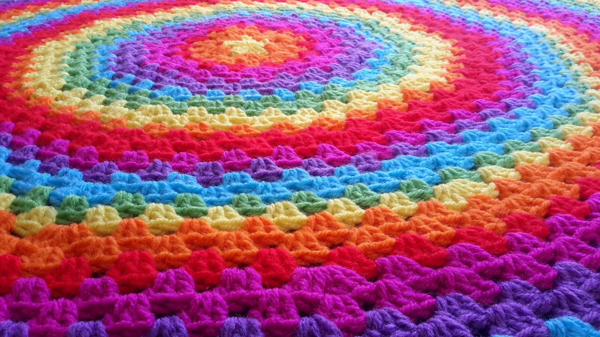 Round Granny Stitch Blanket Tutorial Instructables