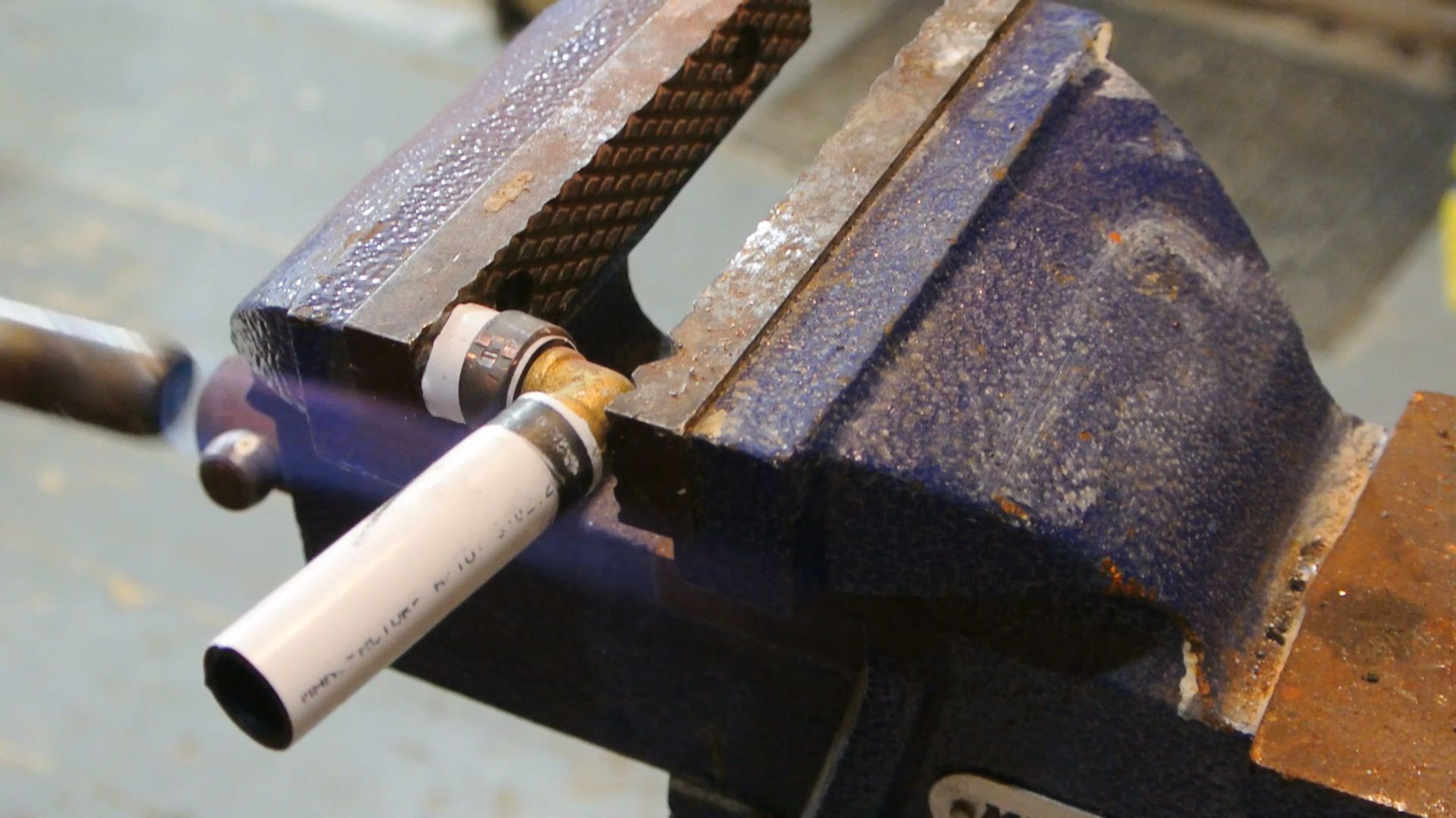 How to Remove PEX Crimp Rings and Pipe 3 Steps Instructables