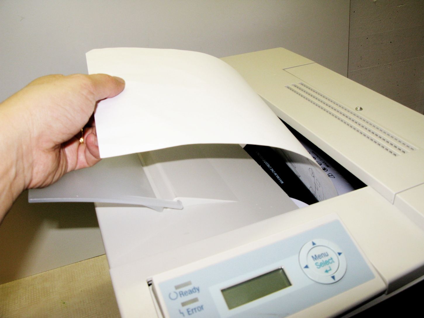 Turn a Dead Printer Into a Shredder 6 Steps (with Pictures