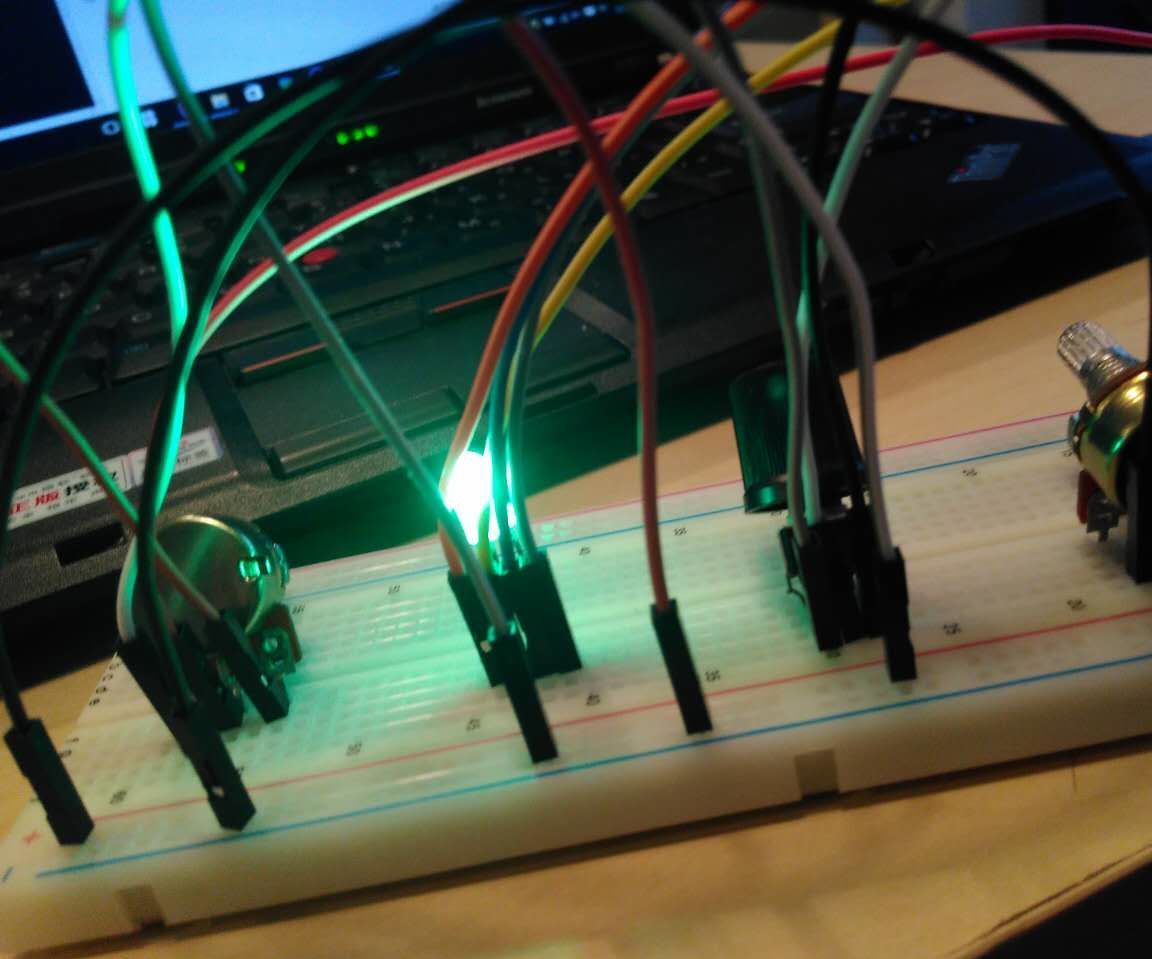 彩灯 DIY Project DIY Project Image