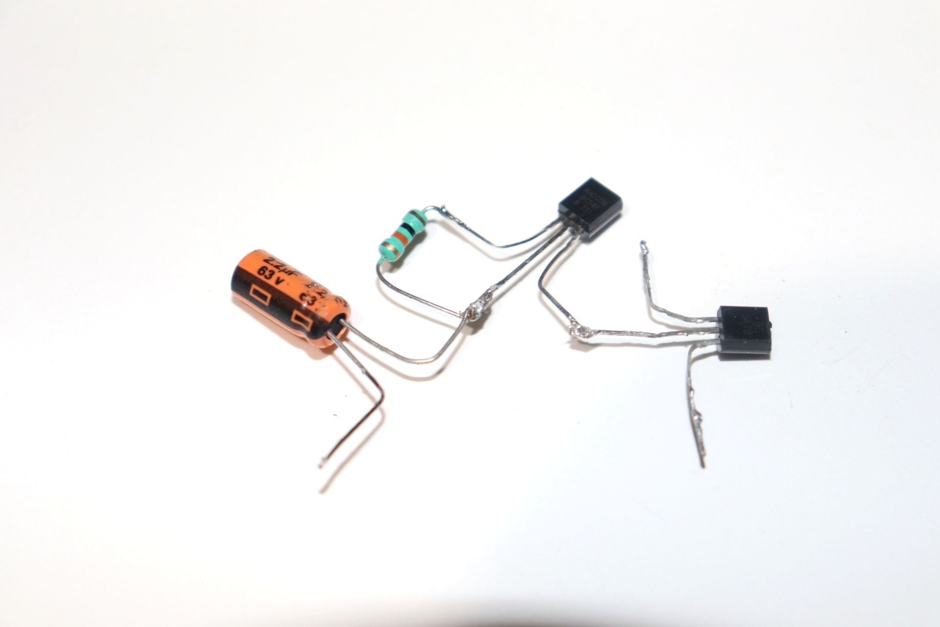 BC547 Double Transistor Audio Amplifier 8 Steps Instructables