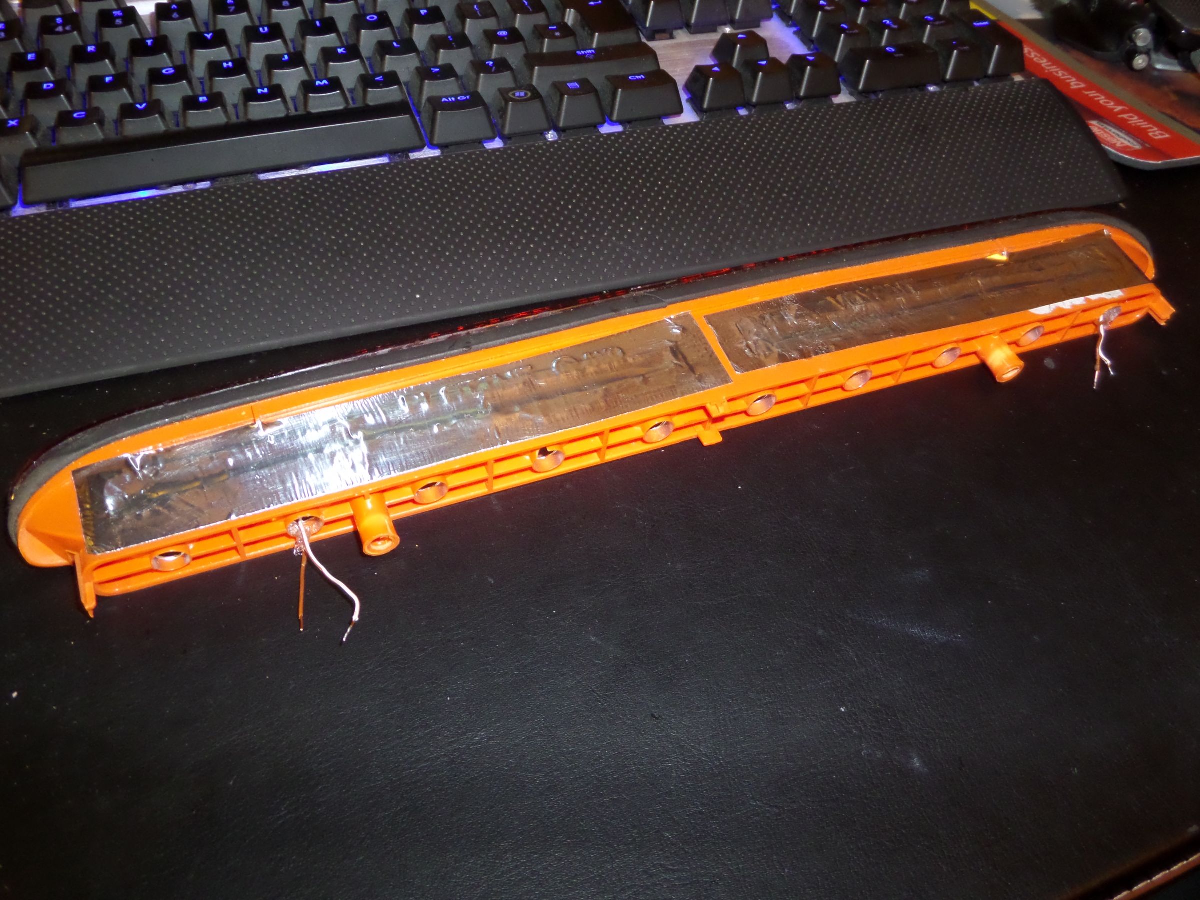 Car Brake Light Repair (LED Conversion) 4 Steps (with Pictures