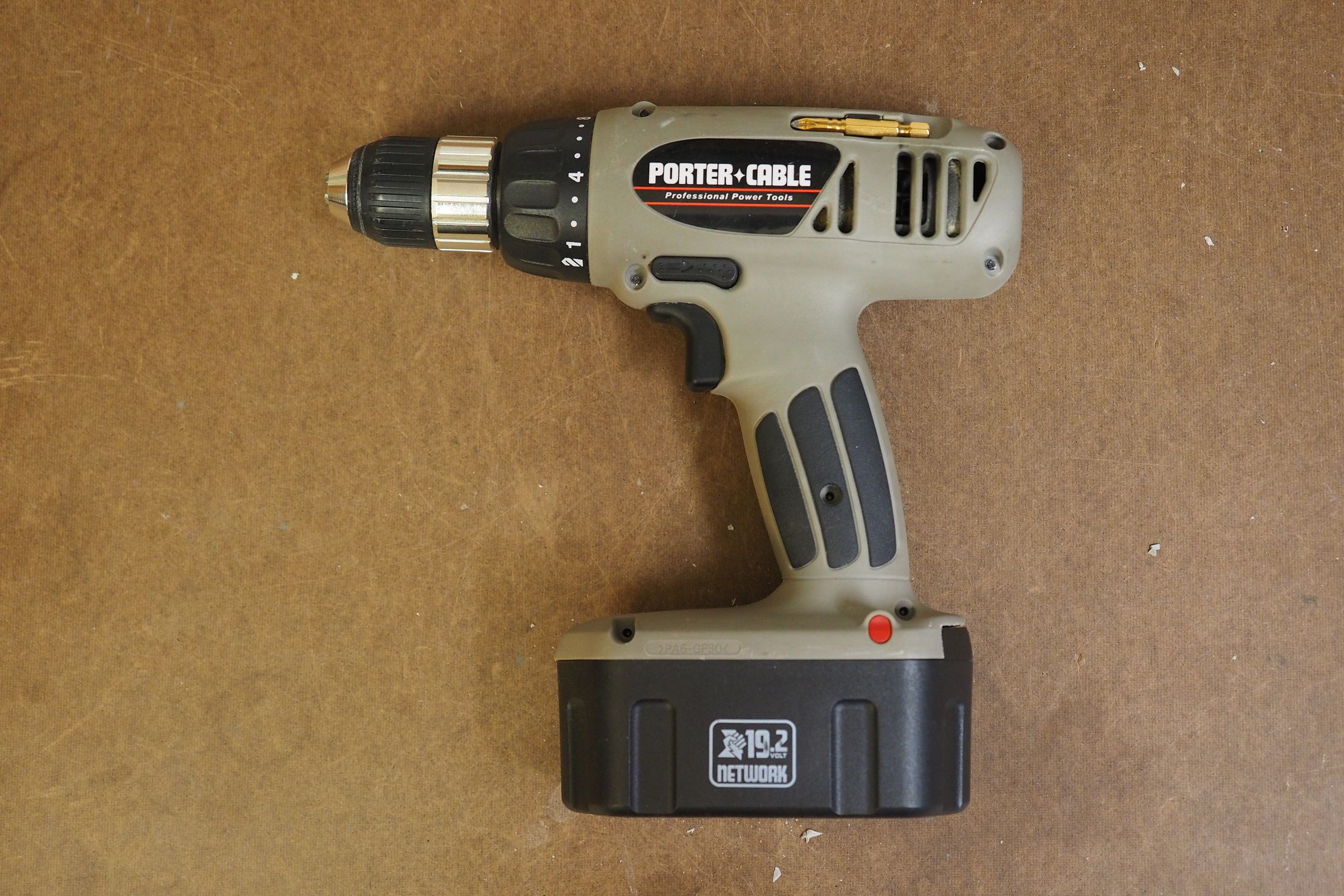884 Drill to DeWalt Lithium-Ion Battery 