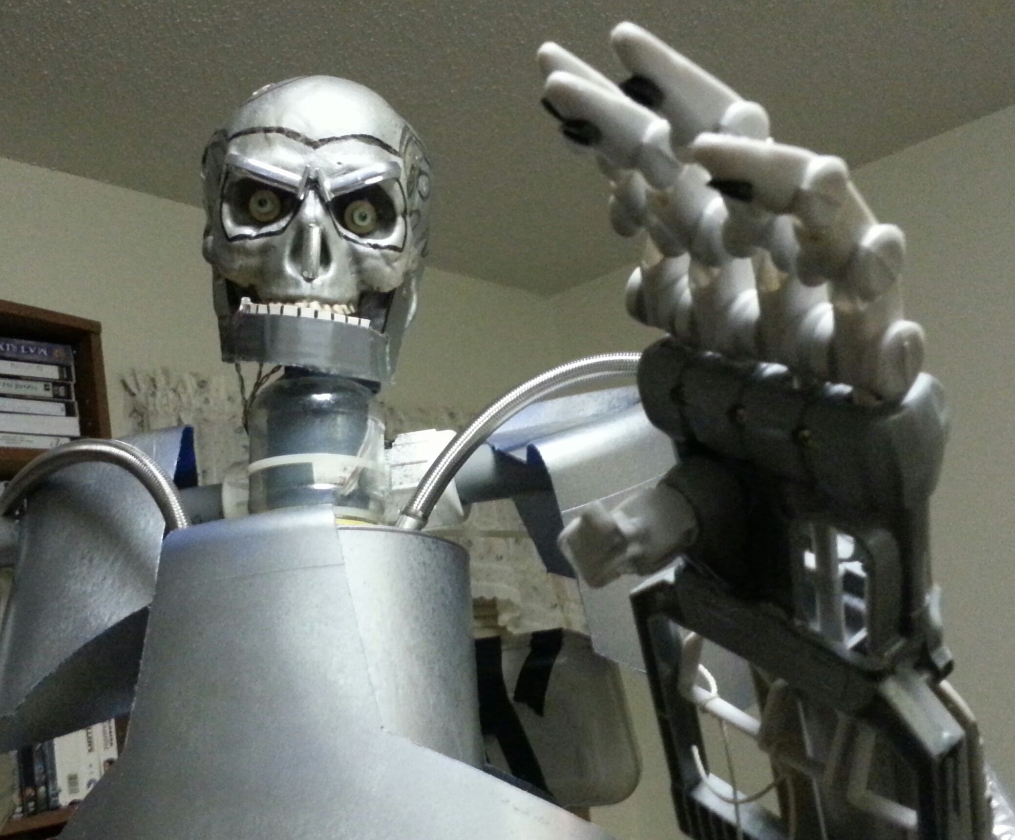 Lifesize Poseable Animatronic Endoskeleton 7 Steps