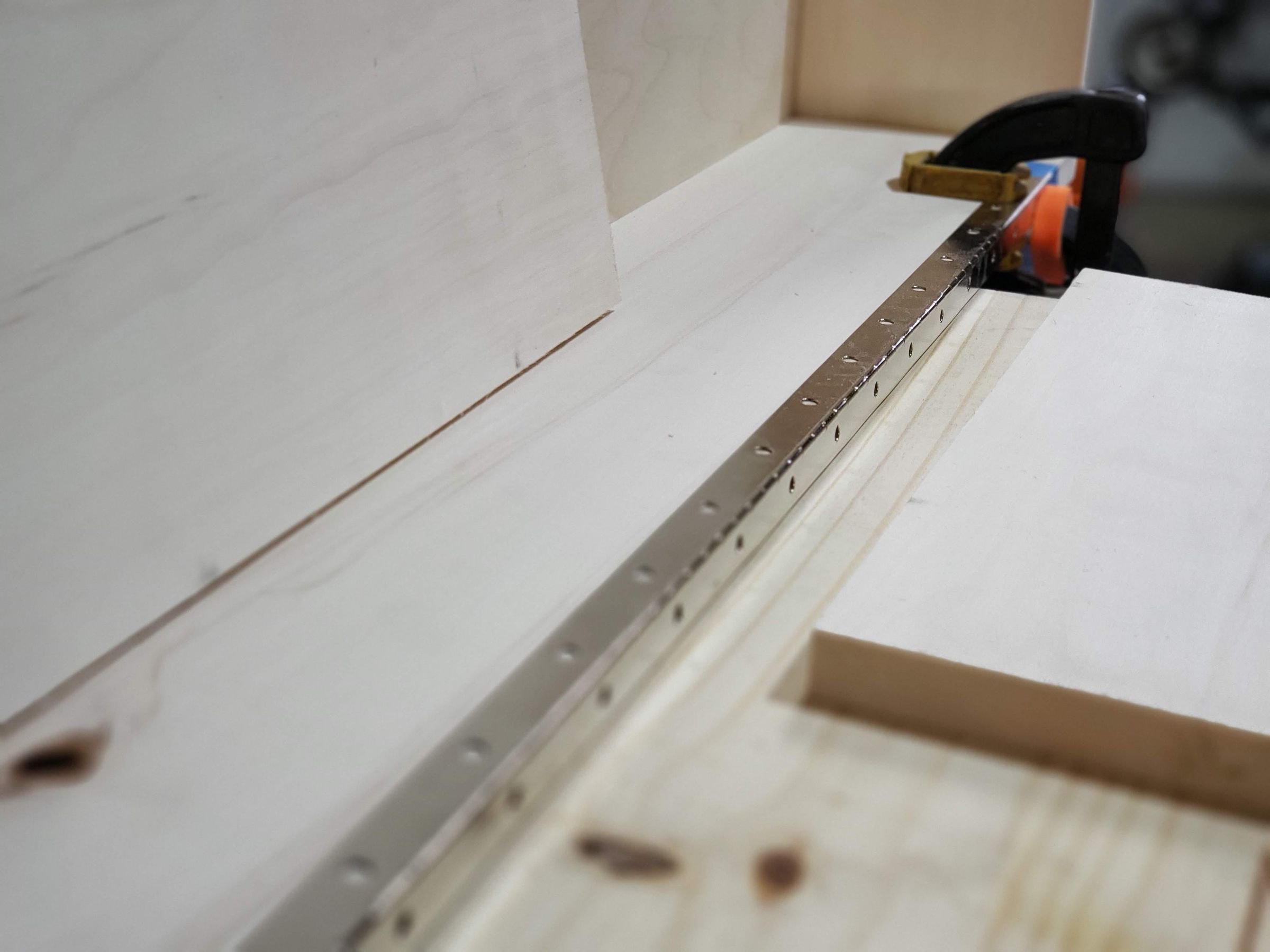 Folding (Murphy) Wall Desk : 10 Steps - Instructables