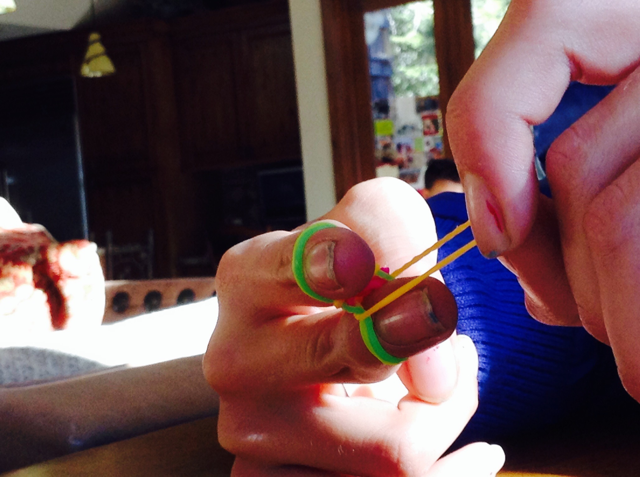 Rainbow Loom Fishtail on Your Fingers 6 Steps (with Pictures