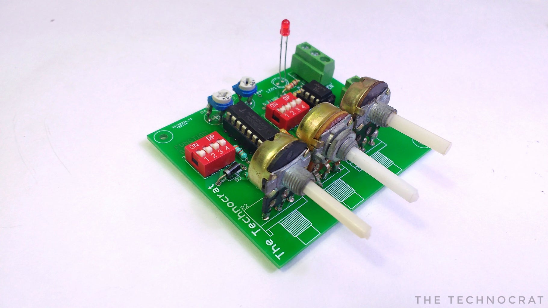 Learn to Generate Electrical Signals Circuit Diagram